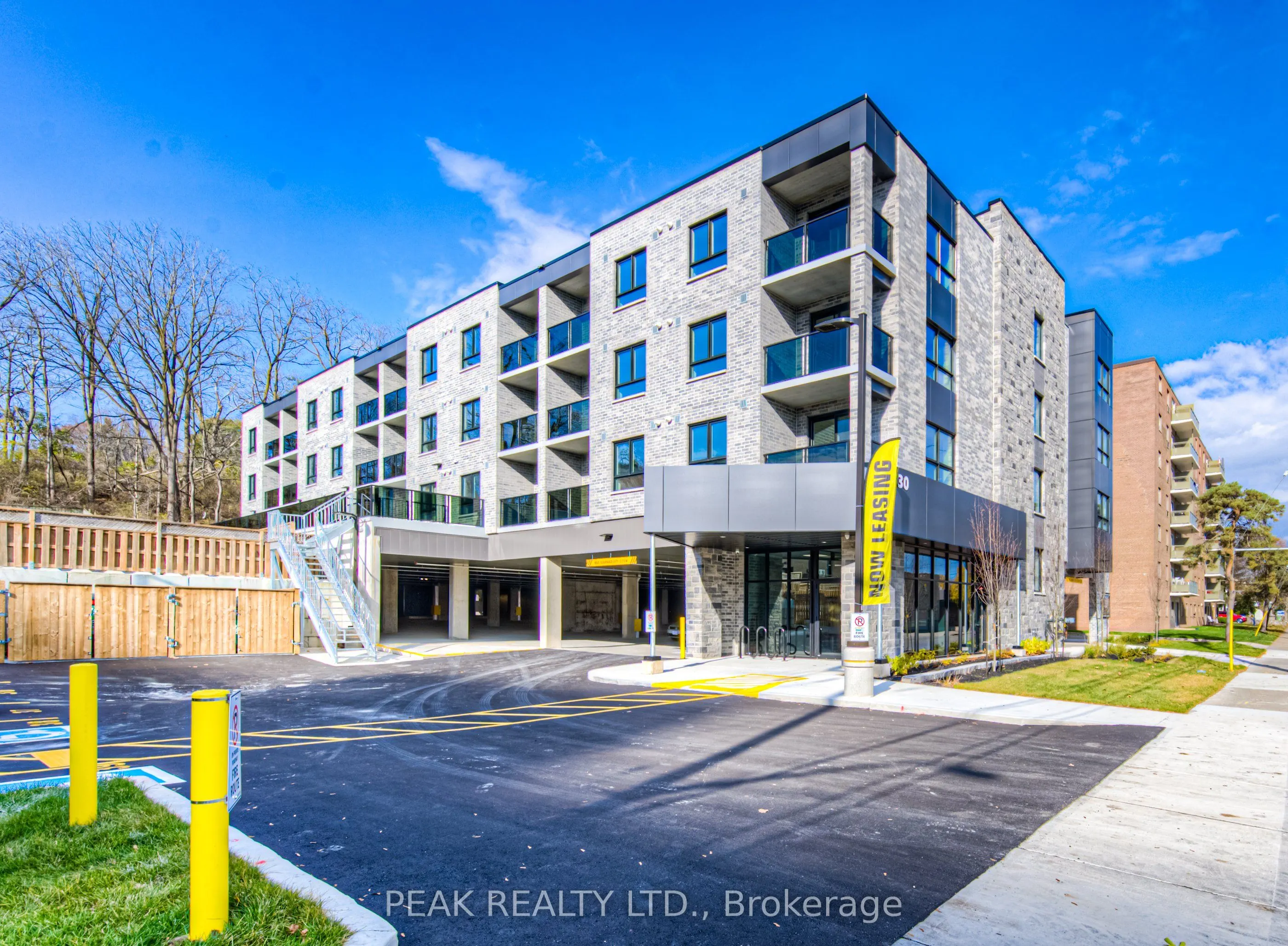 30 George Street, #410