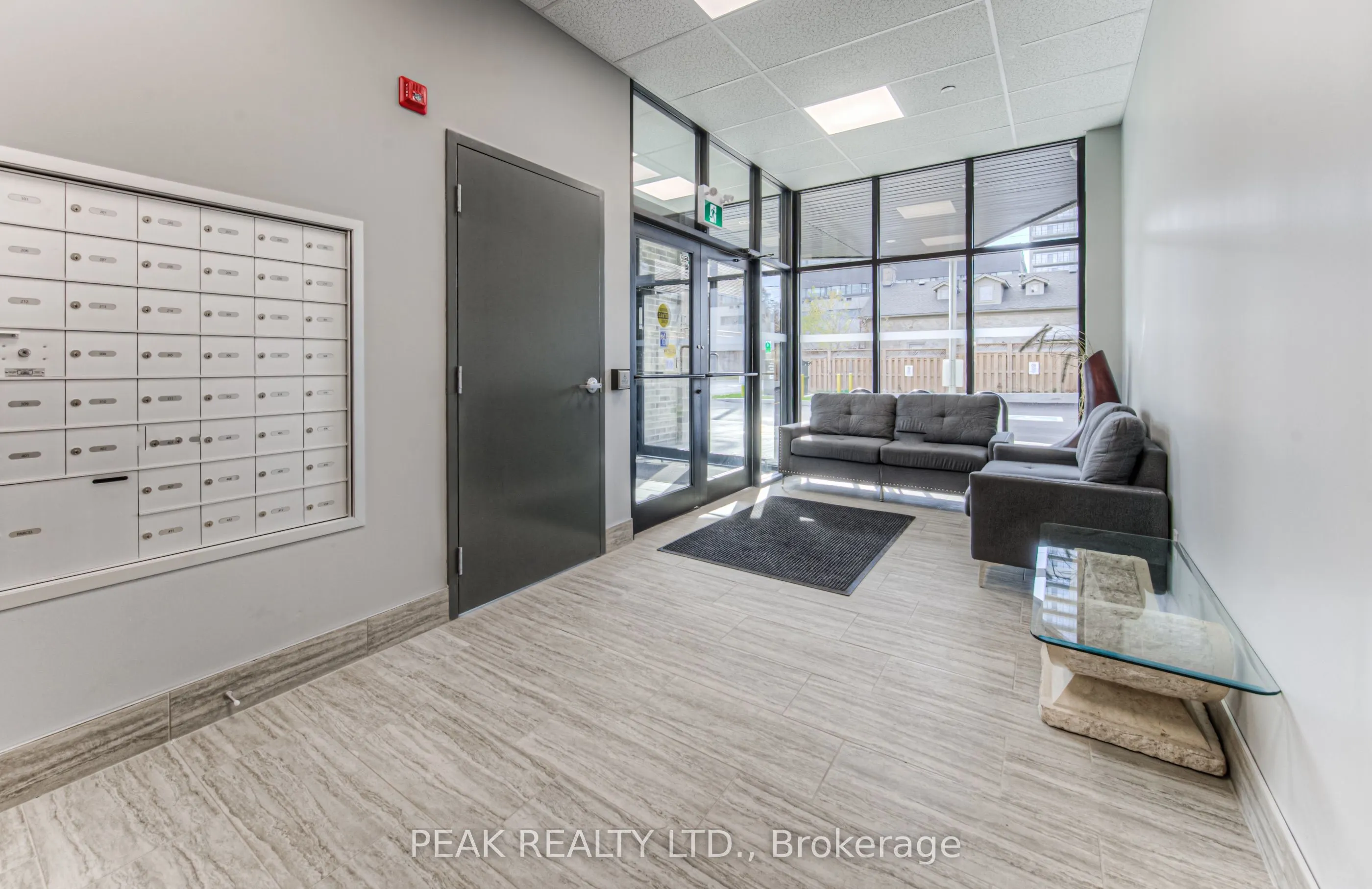 30 George Street, #410