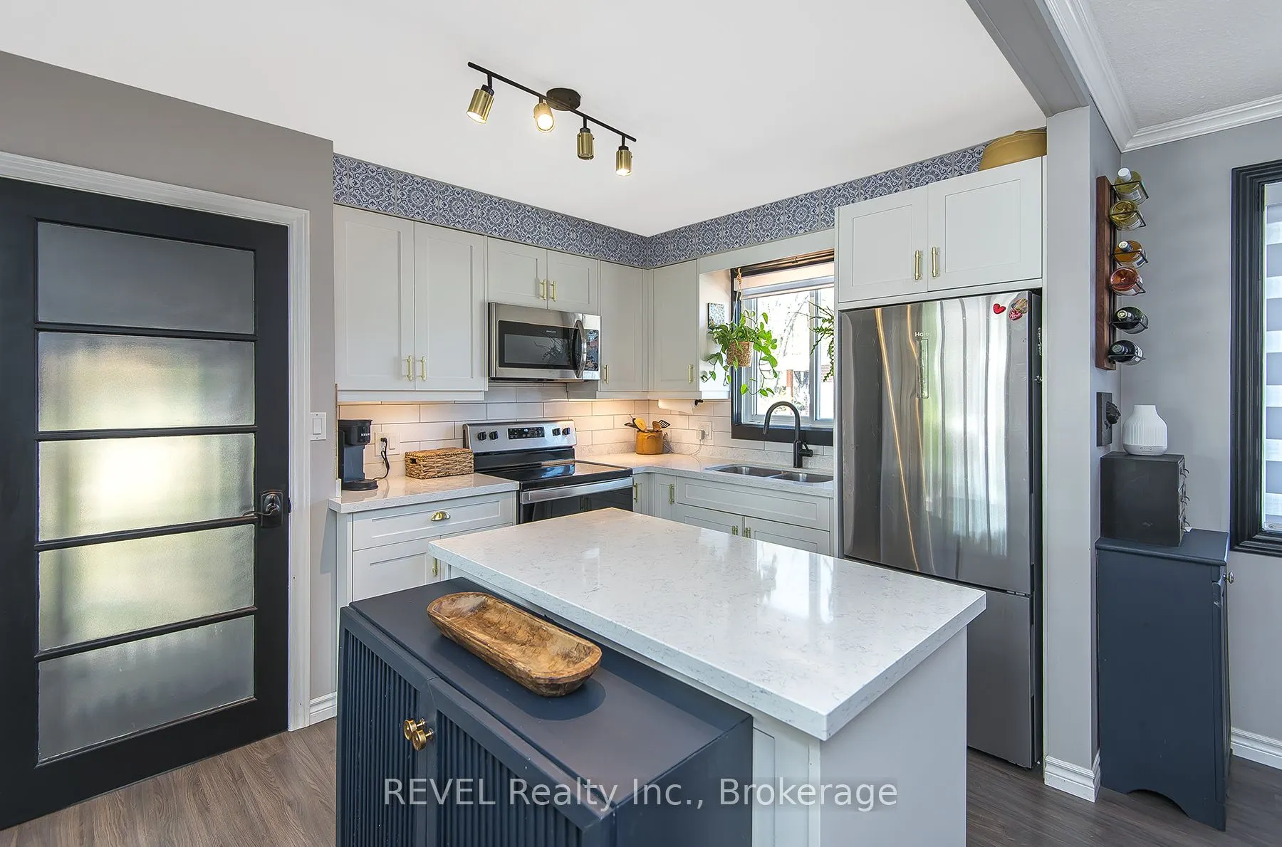 2 Cherie Road