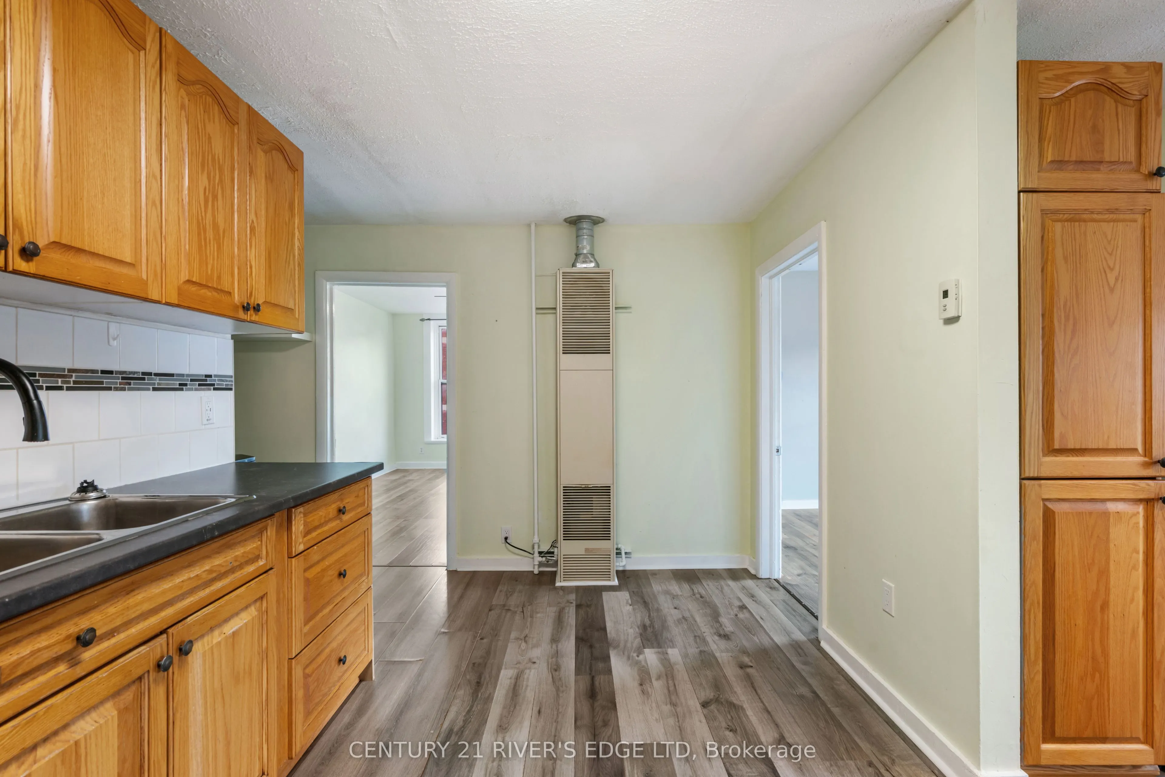 183 King Street, #4