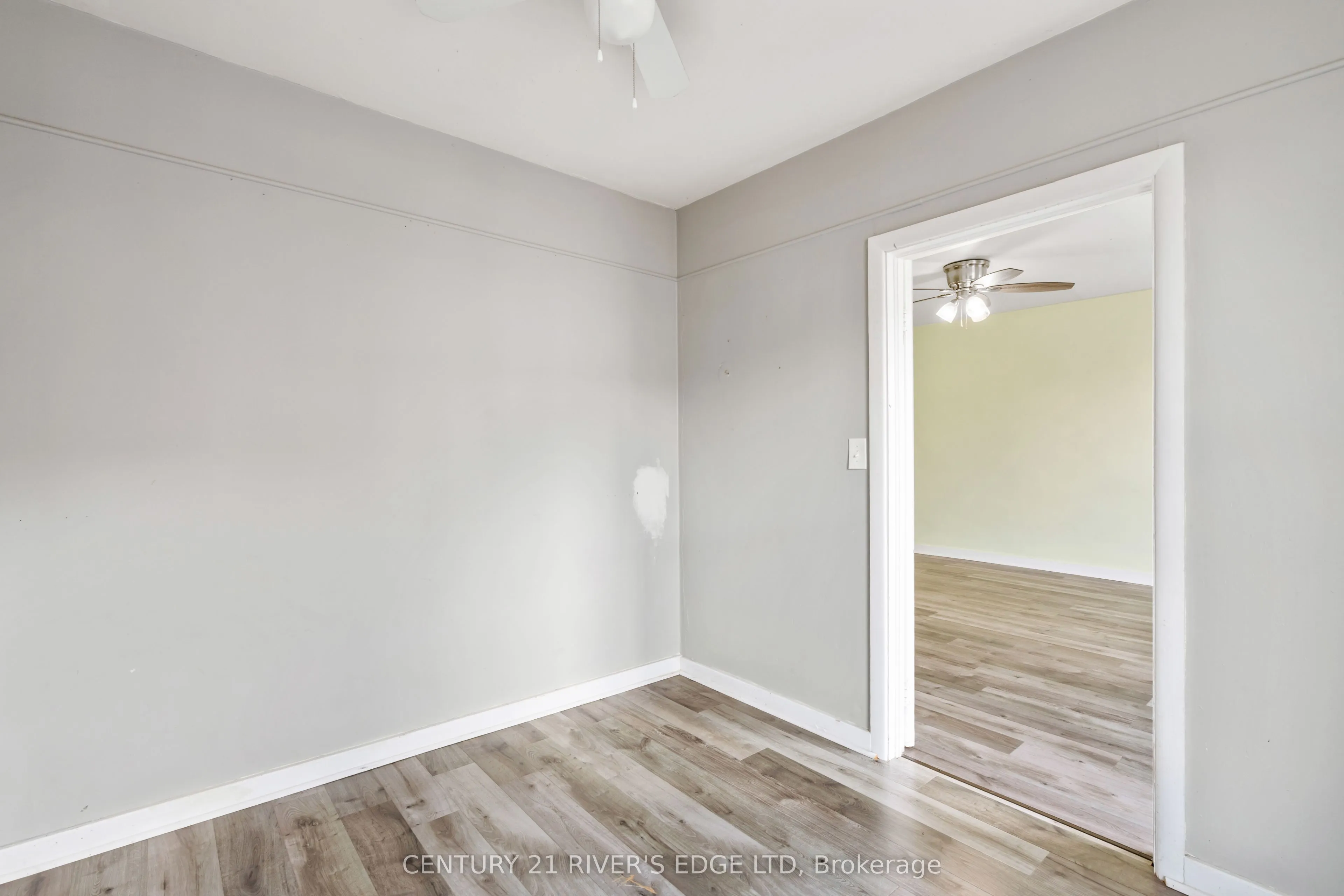 183 King Street, #4
