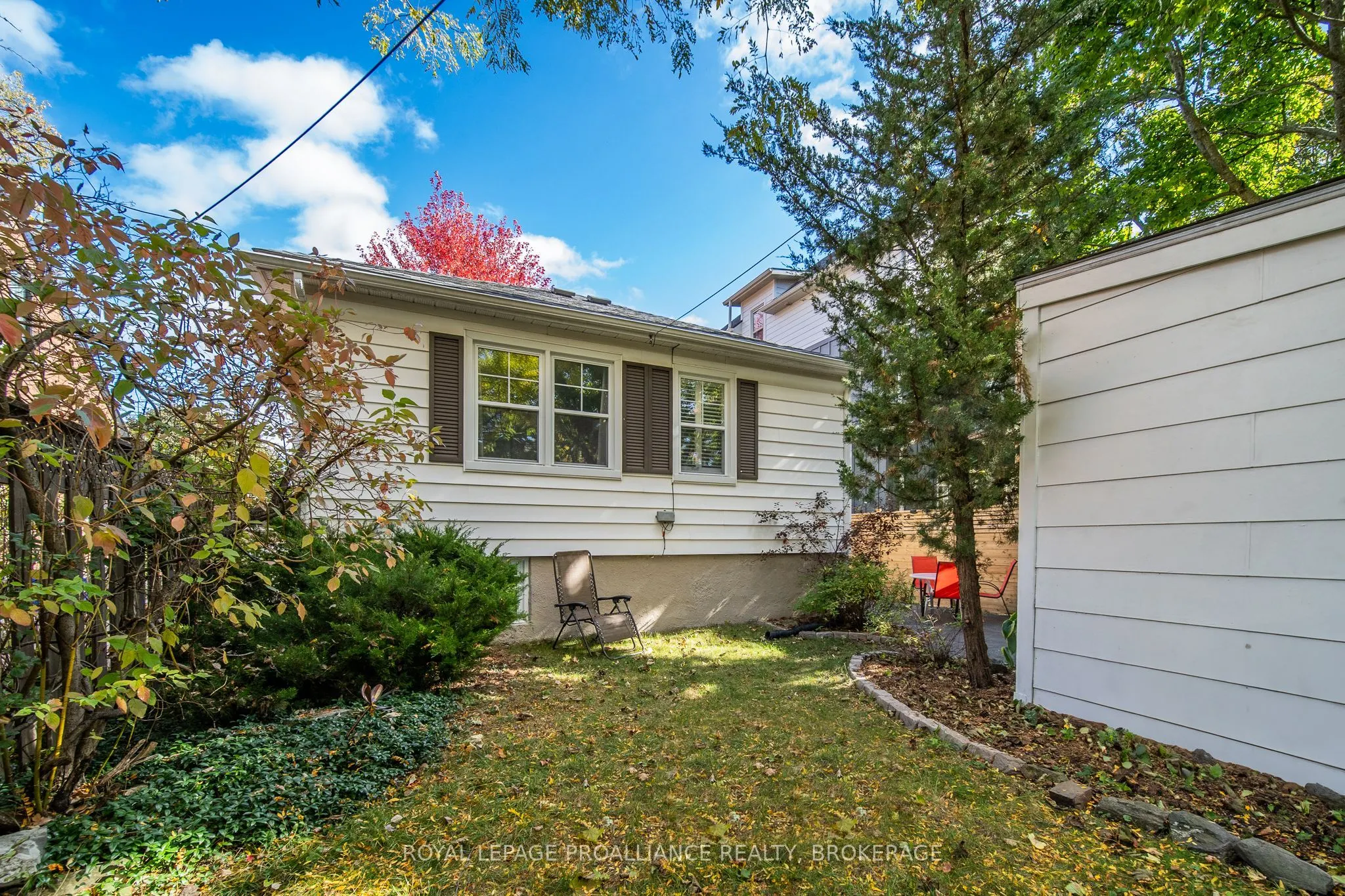 8 Graham Avenue