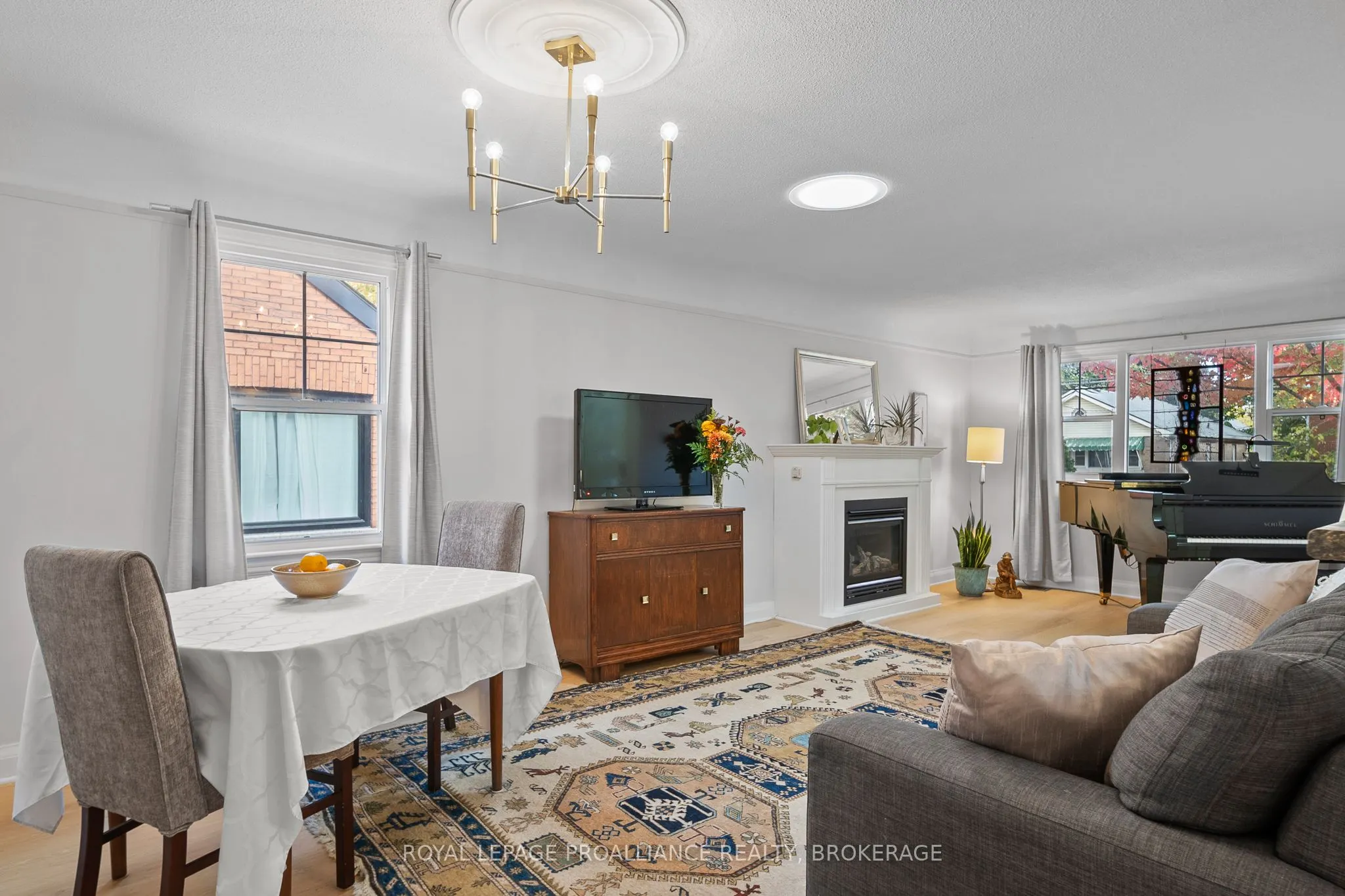 8 Graham Avenue
