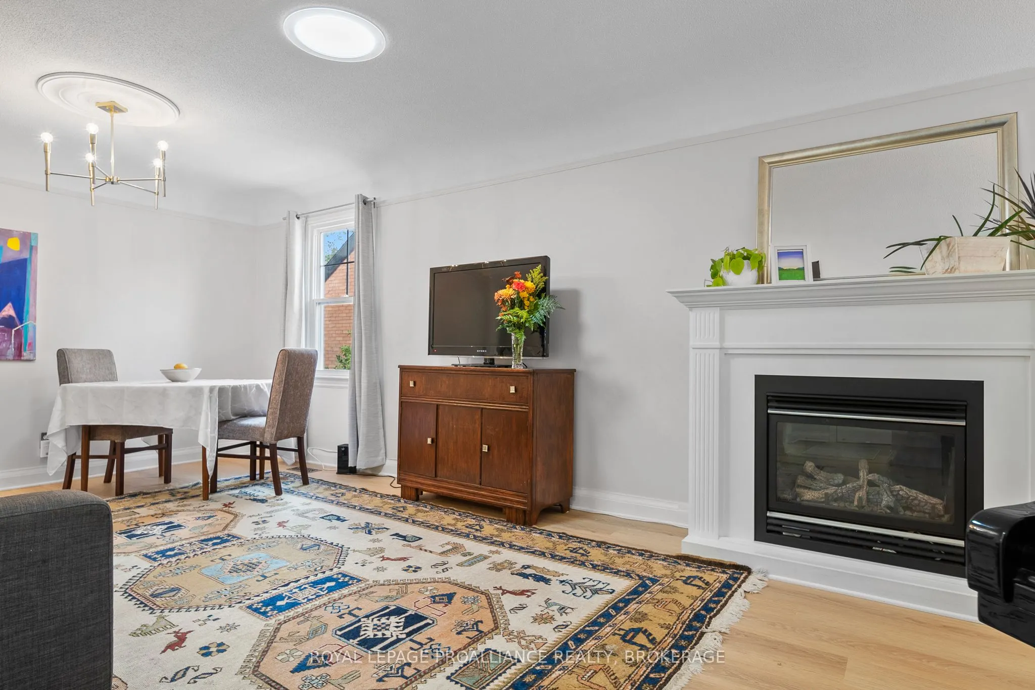 8 Graham Avenue