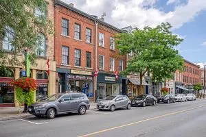 82 King Street W, #Unit 2