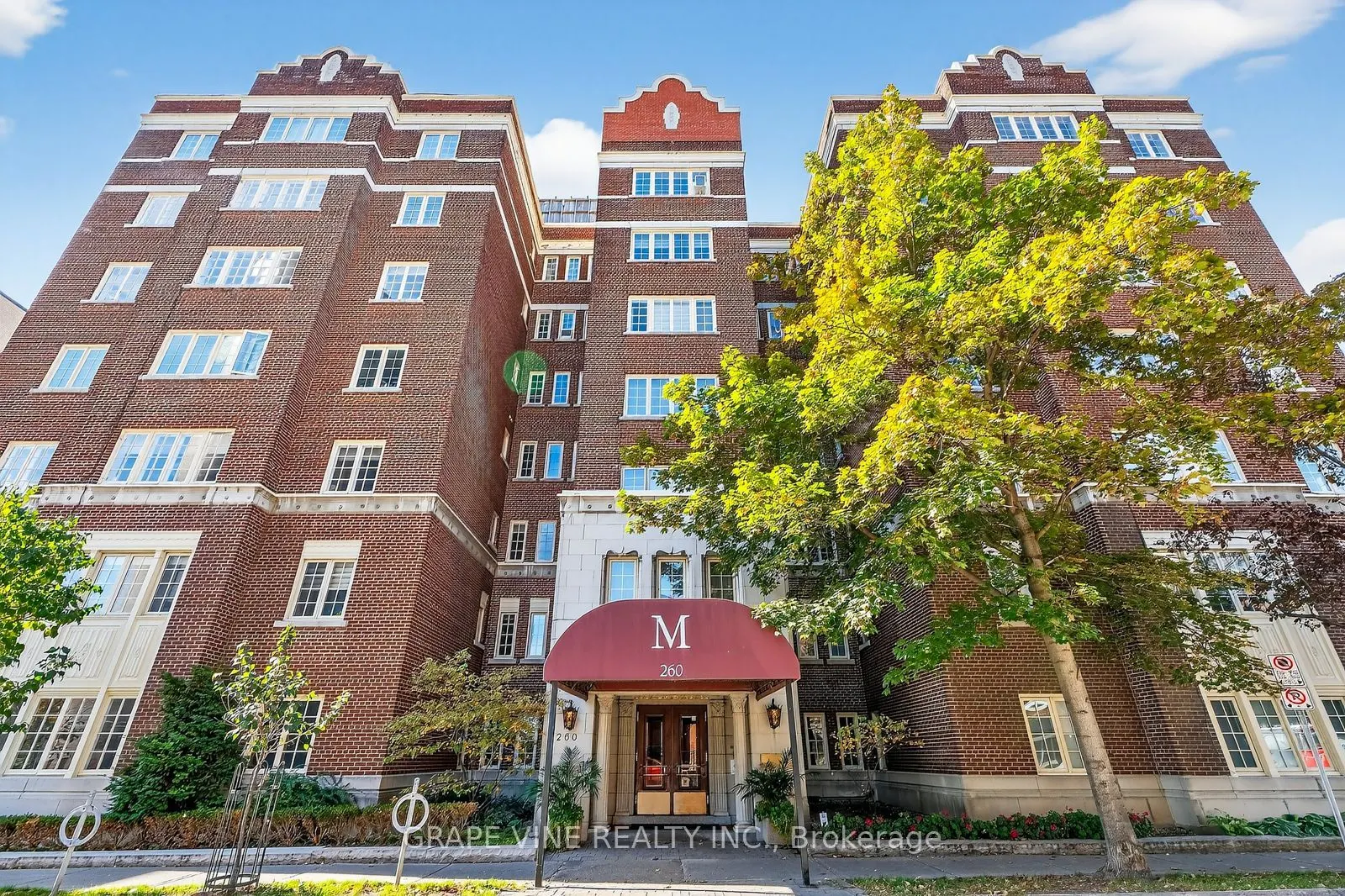 260 Metcalfe Street, #1D
