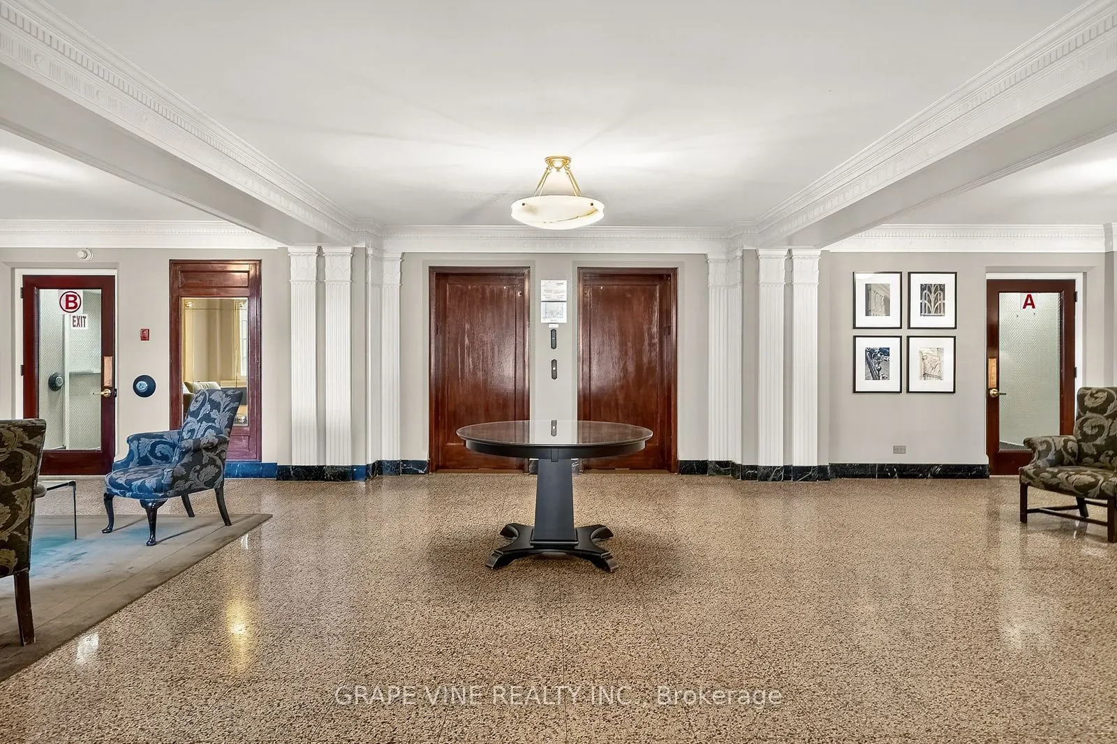 260 Metcalfe Street, #1D