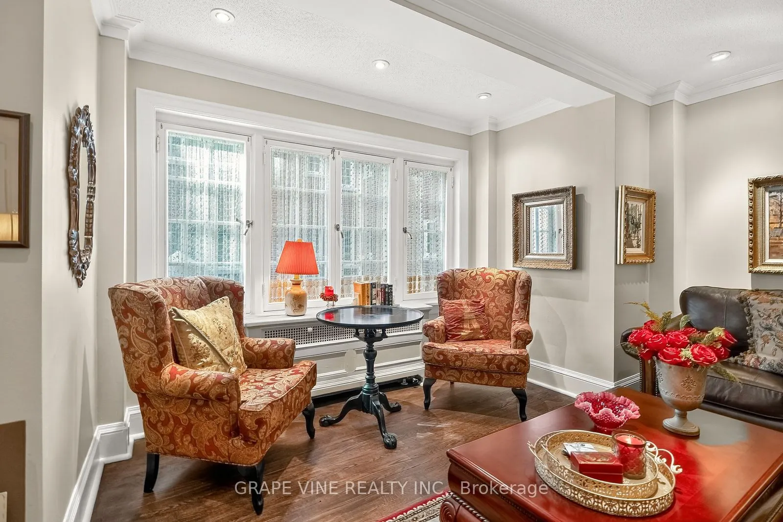 260 Metcalfe Street, #1D