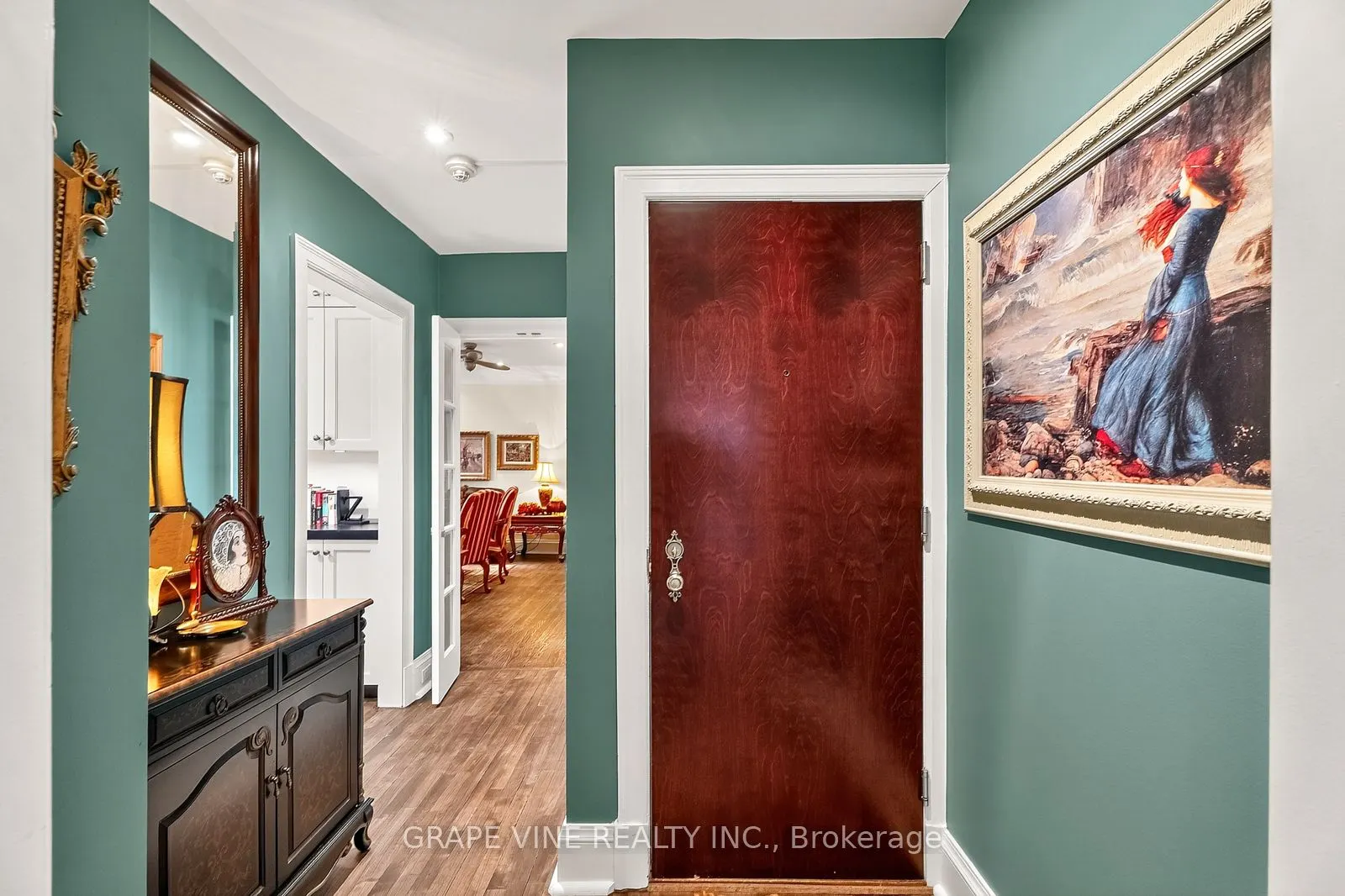260 Metcalfe Street, #1D