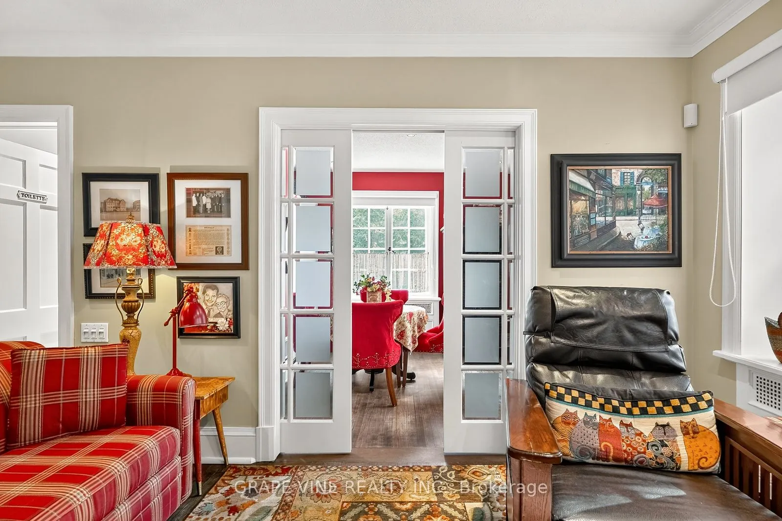 260 Metcalfe Street #1D