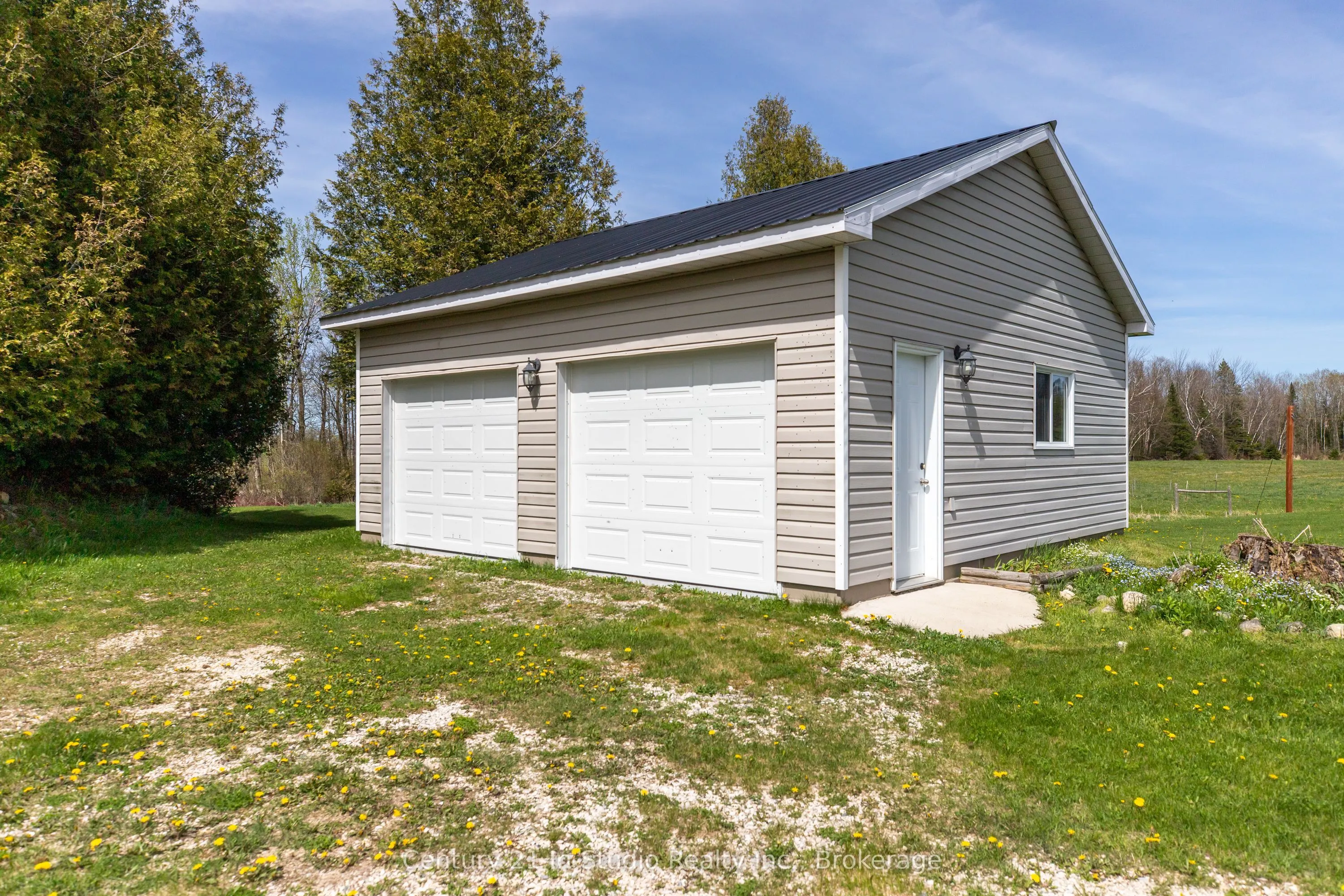 453157 Grey Road 2