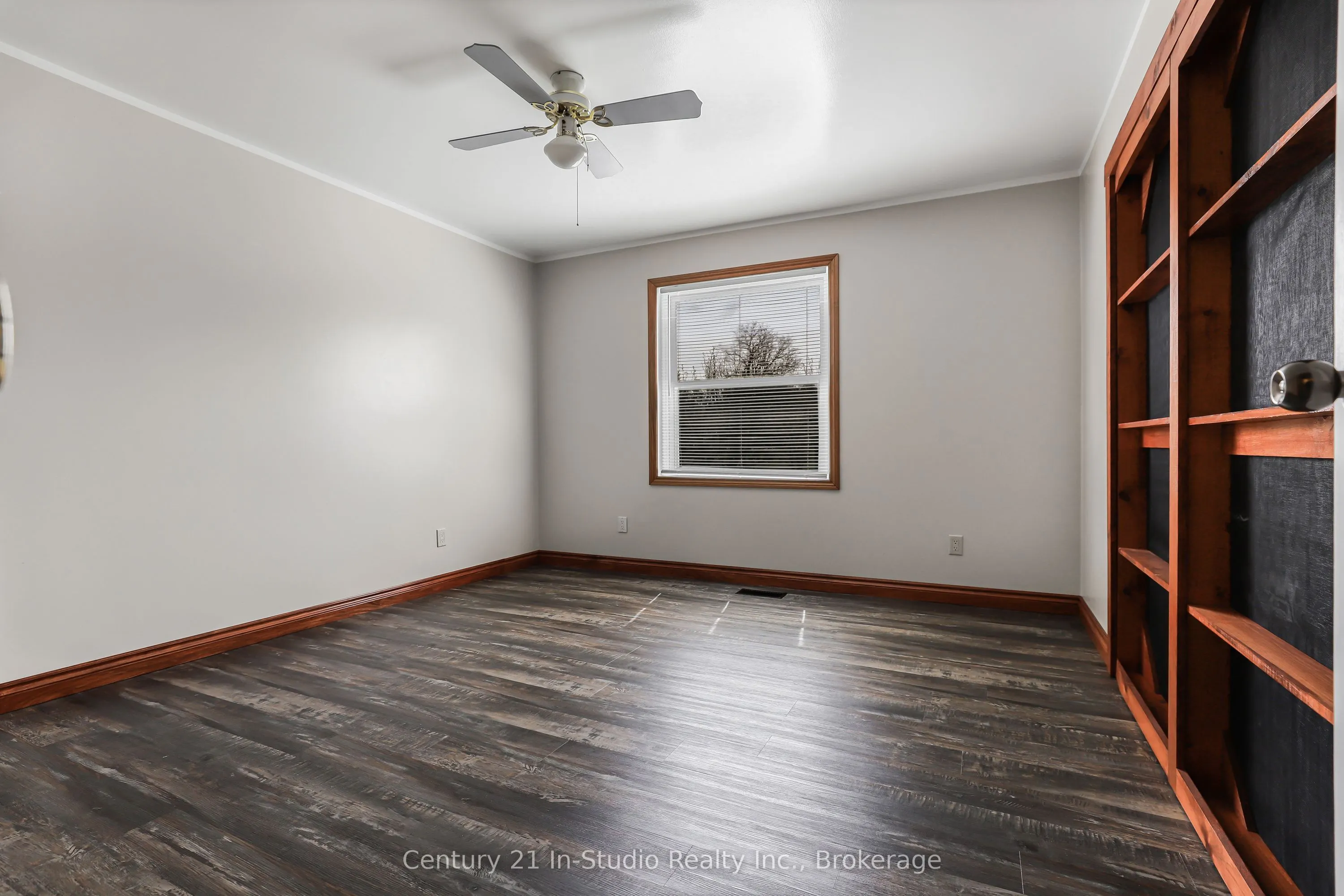 453157 Grey Road 2