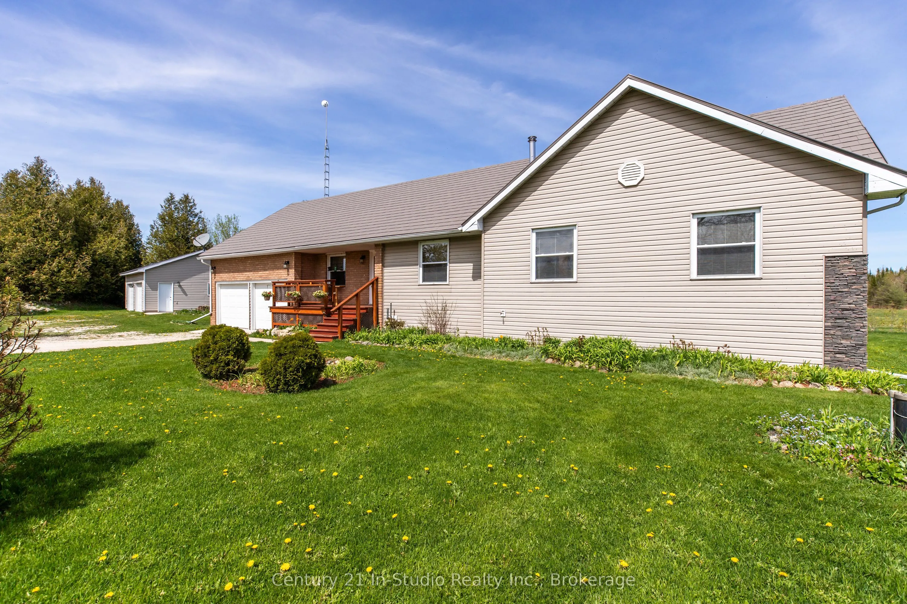 453157 Grey Road 2