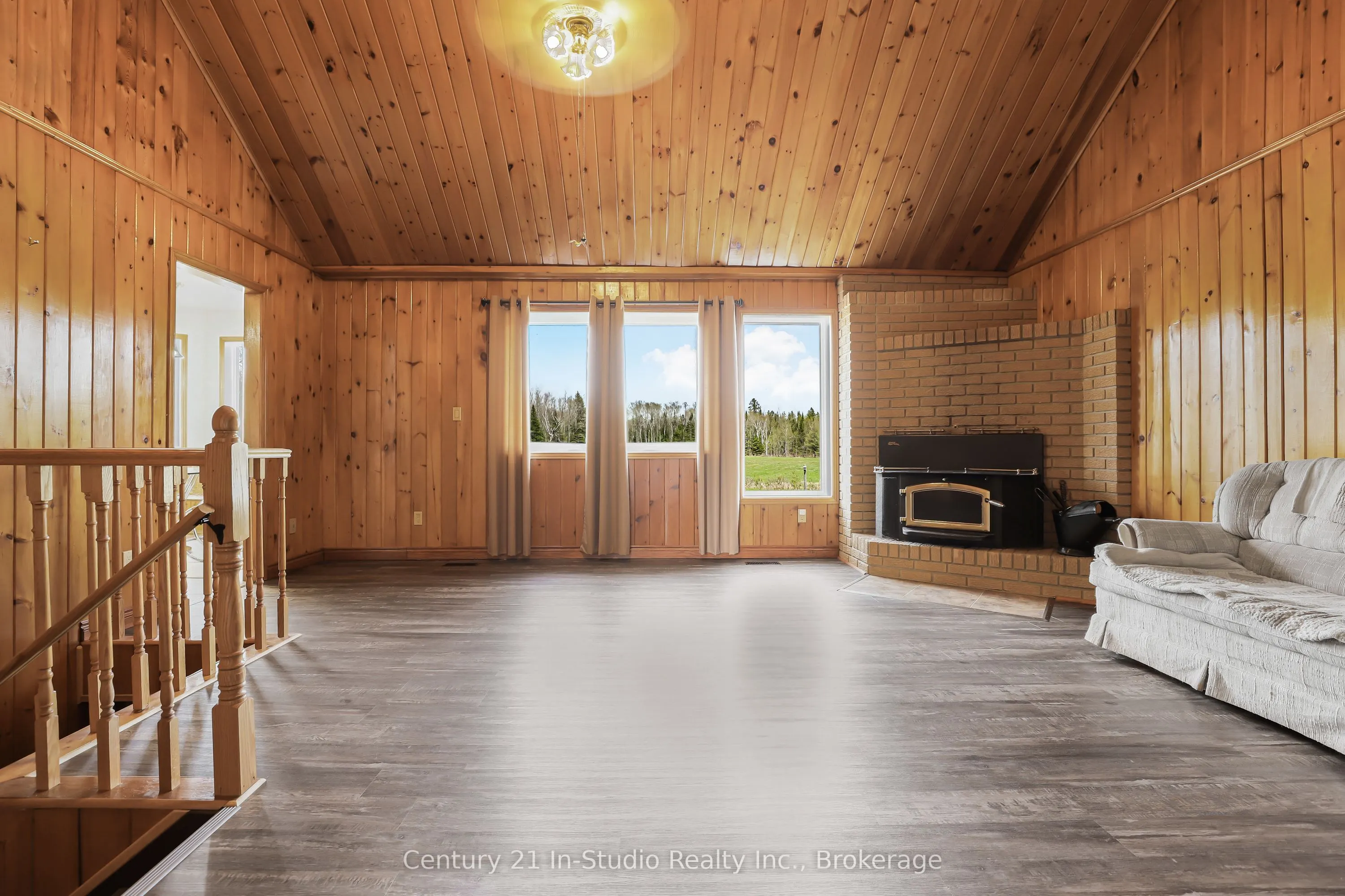 453157 Grey Road 2