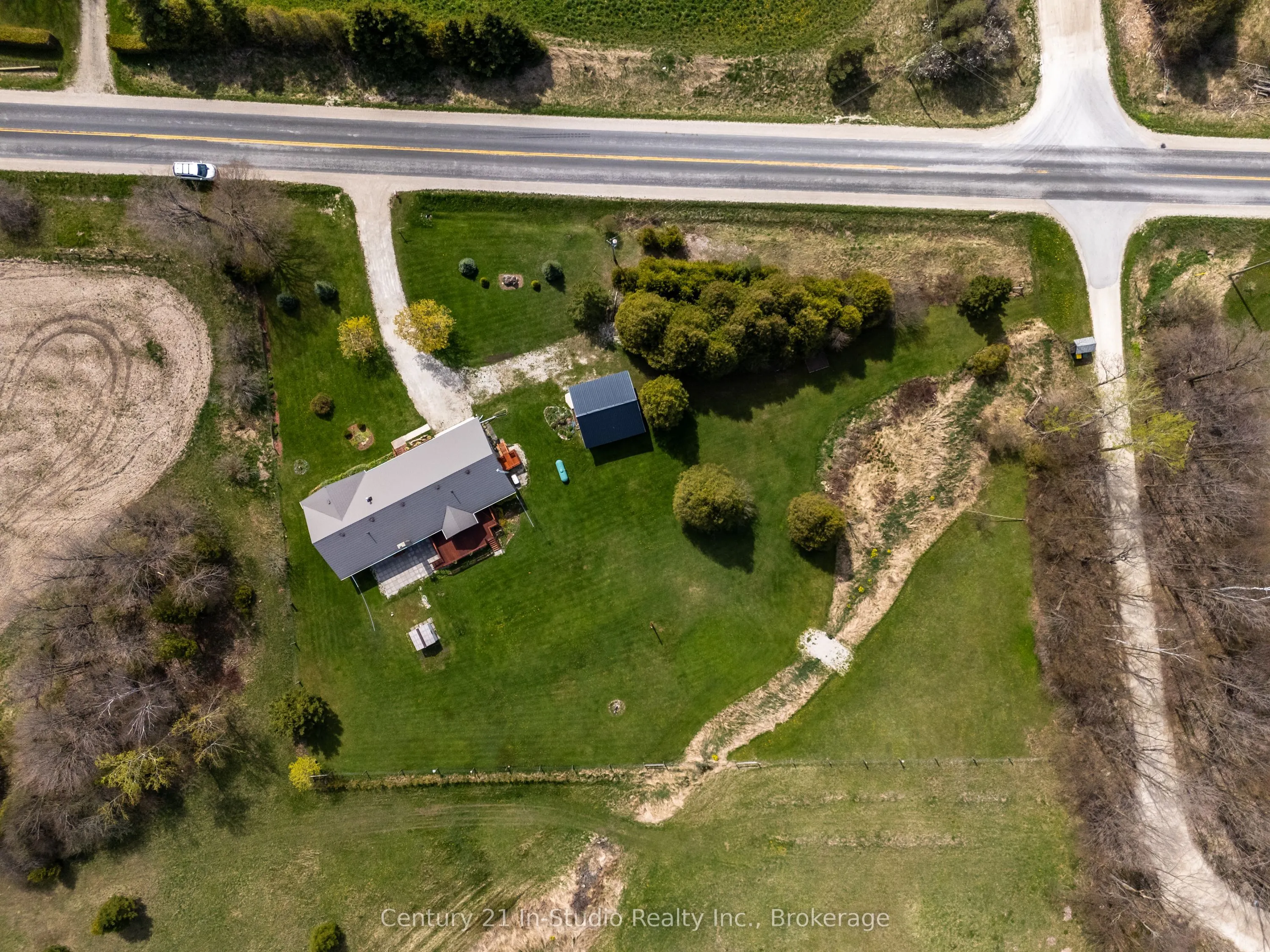 453157 Grey Road 2