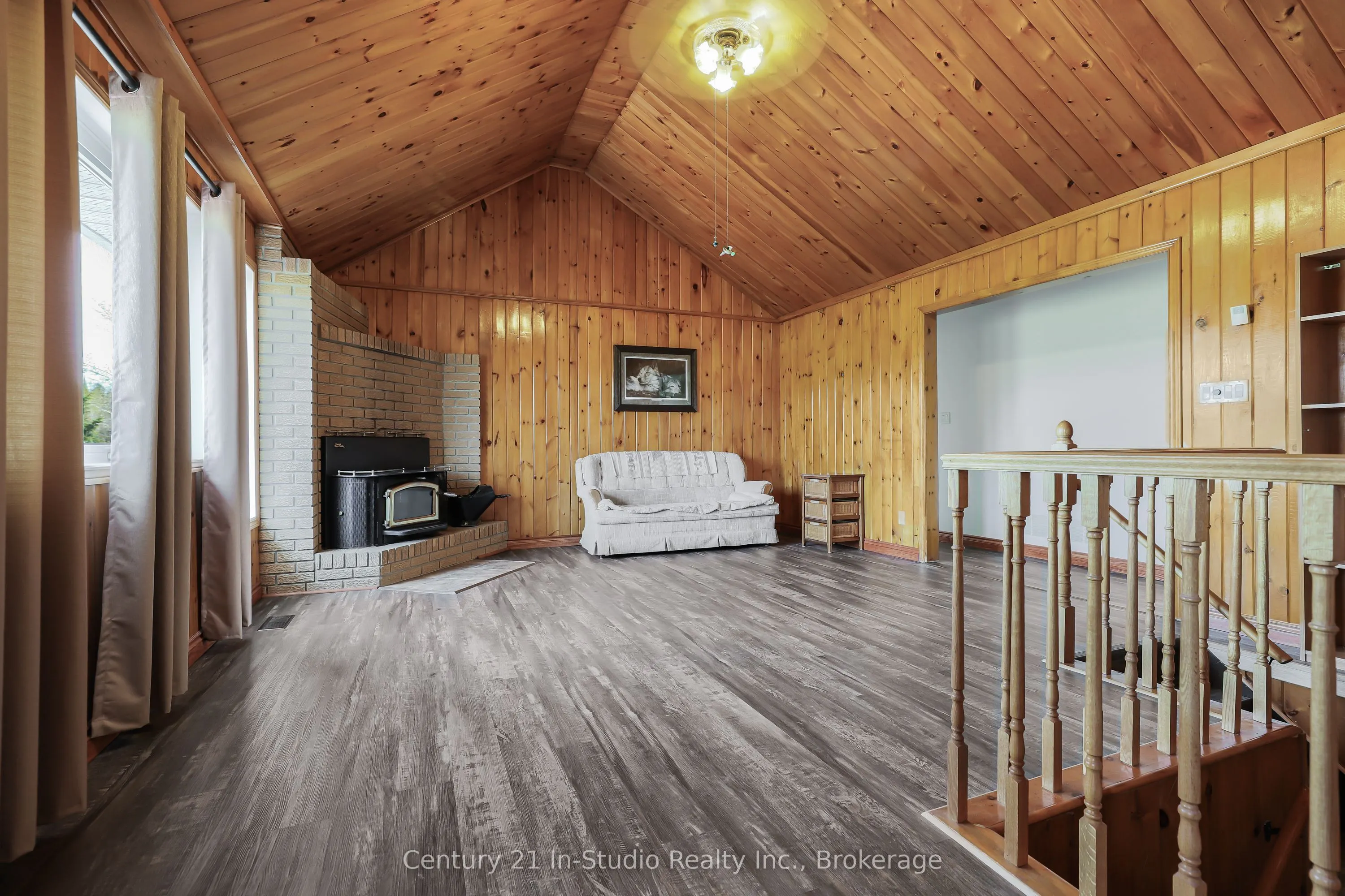 453157 Grey Road 2