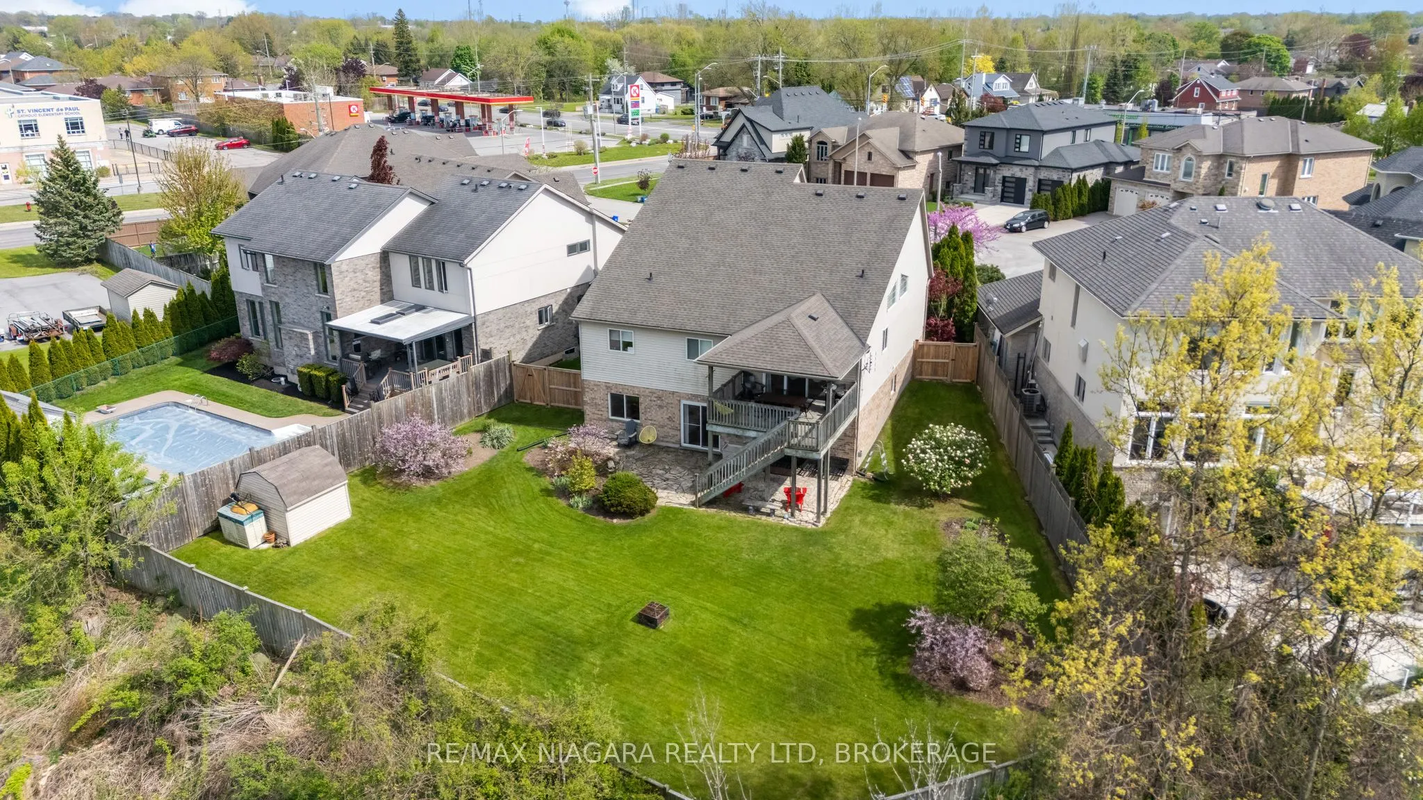 8311 VEGTER Court