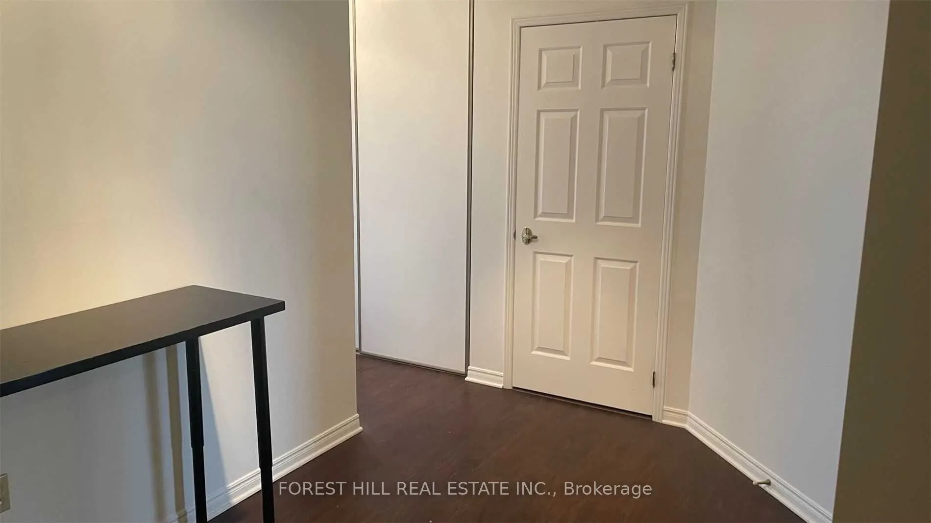 695 Richmond Street, #1111