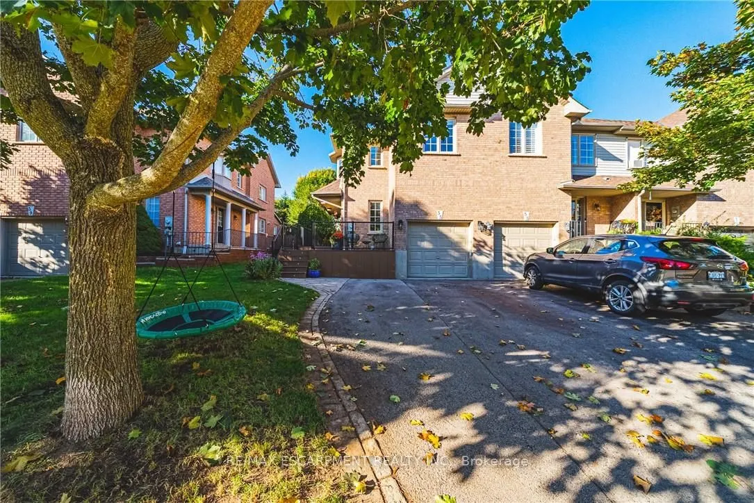 55 Morwick Drive