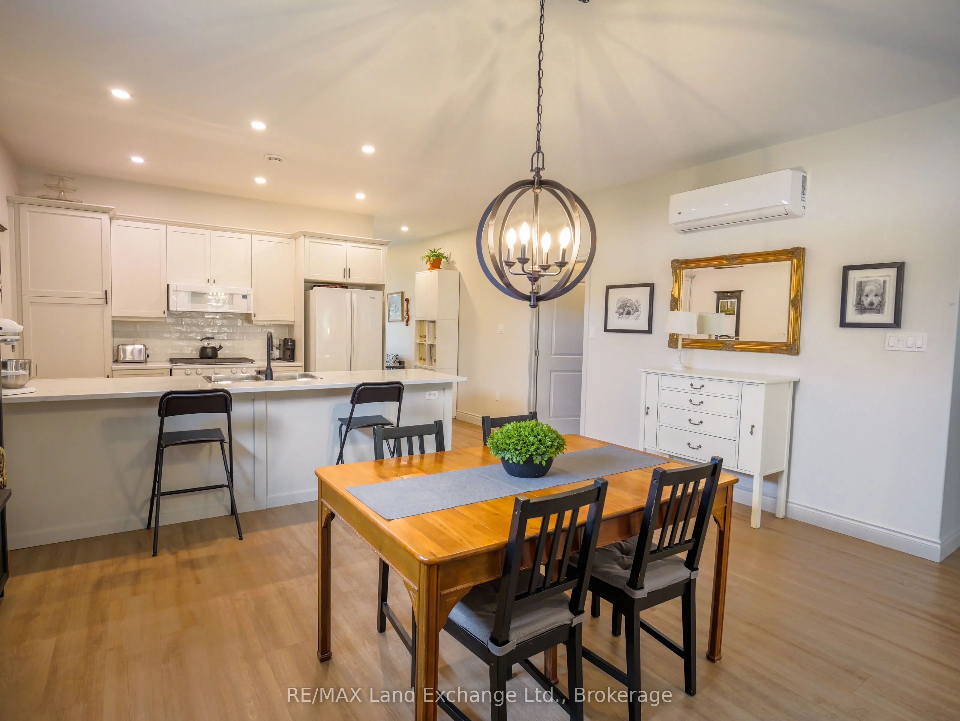 775 Campbell Avenue, #1