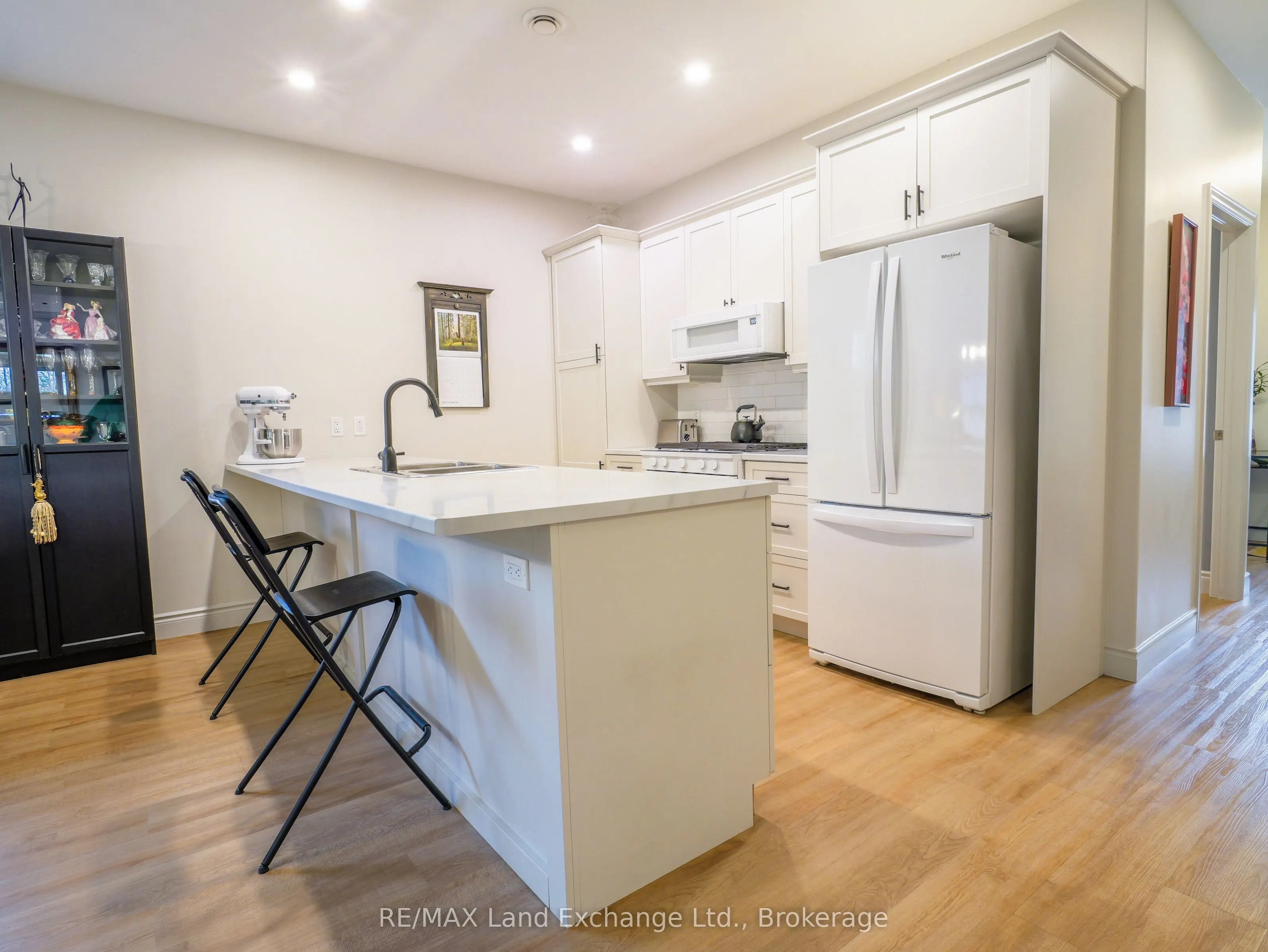 775 Campbell Avenue, #1