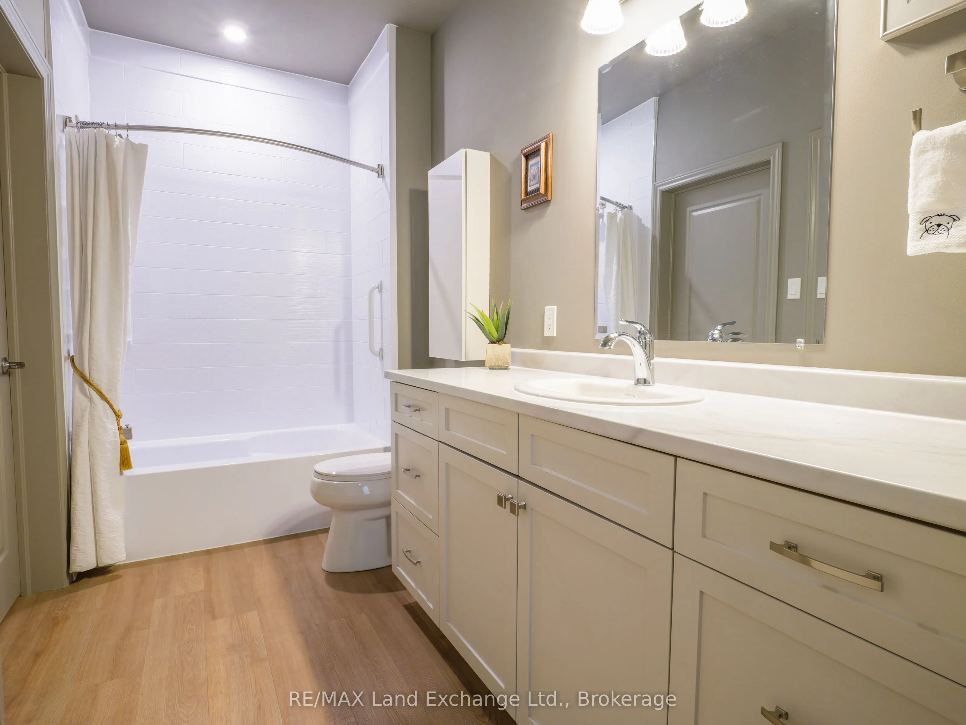 775 Campbell Avenue, #1
