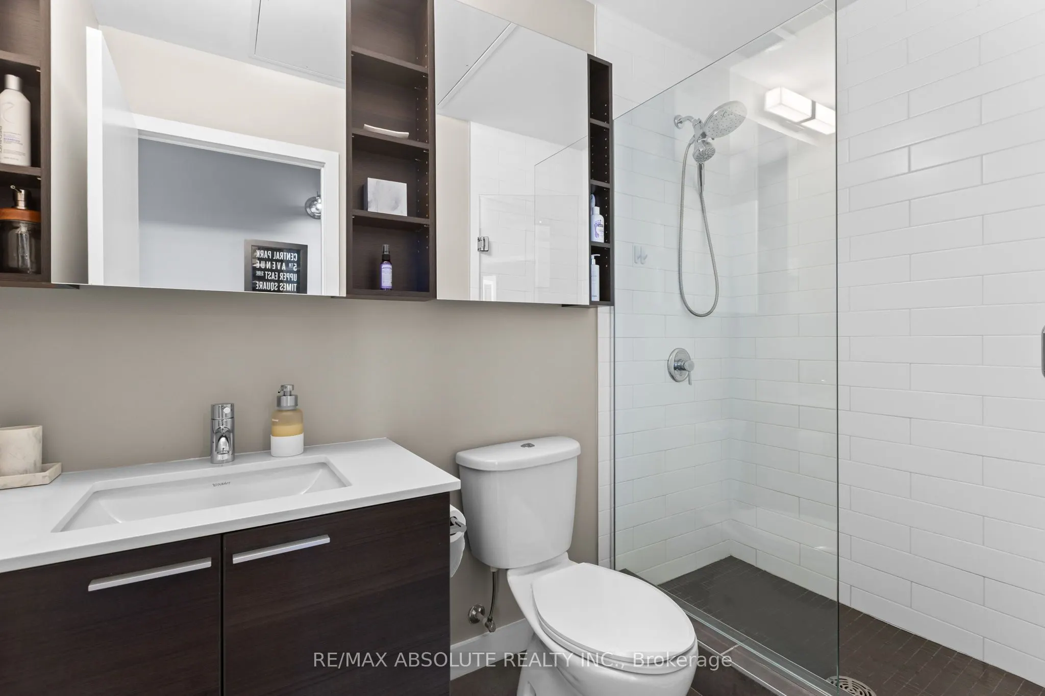 354 Gladstone Avenue, #906