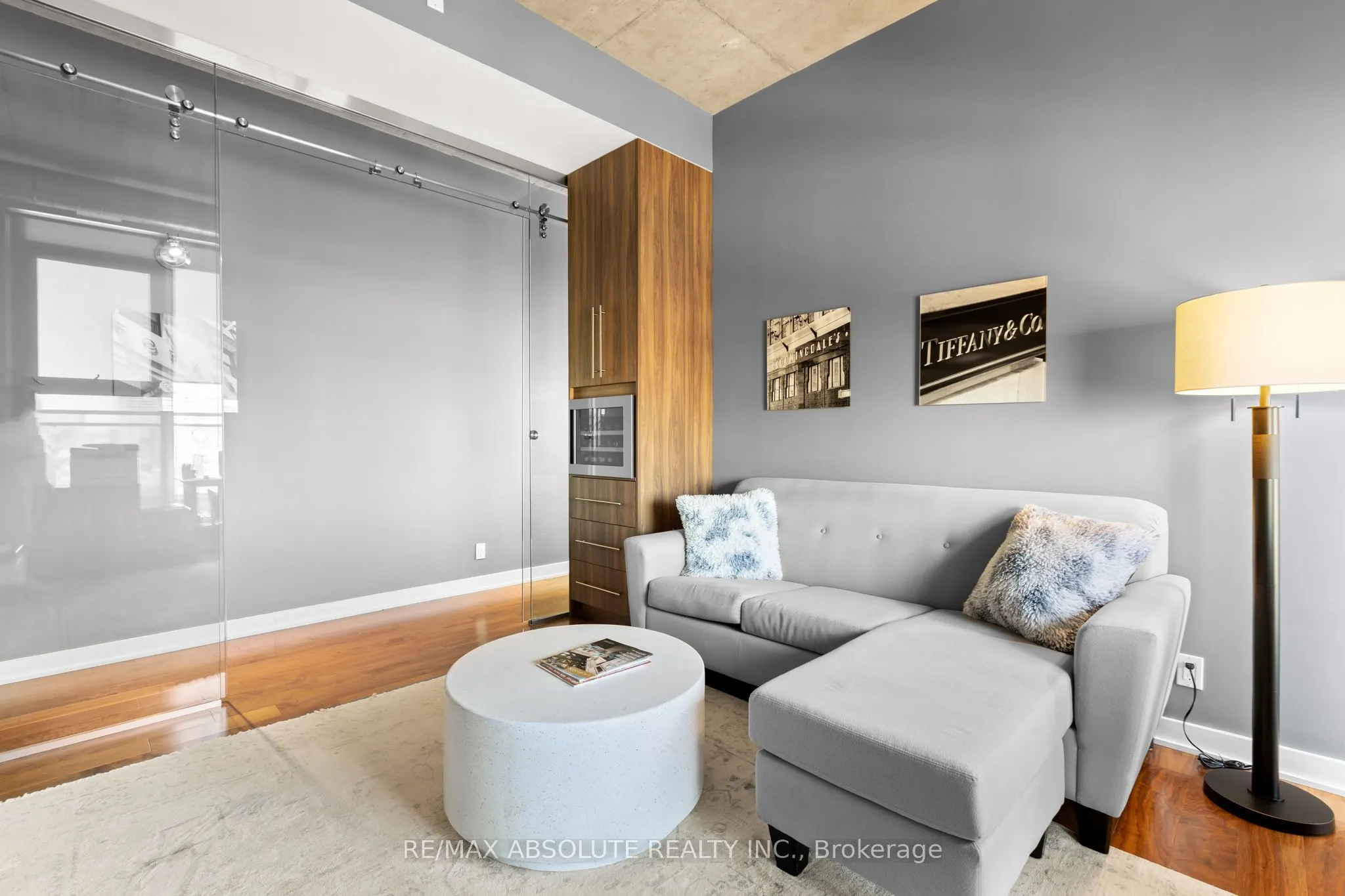 354 Gladstone Avenue, #906