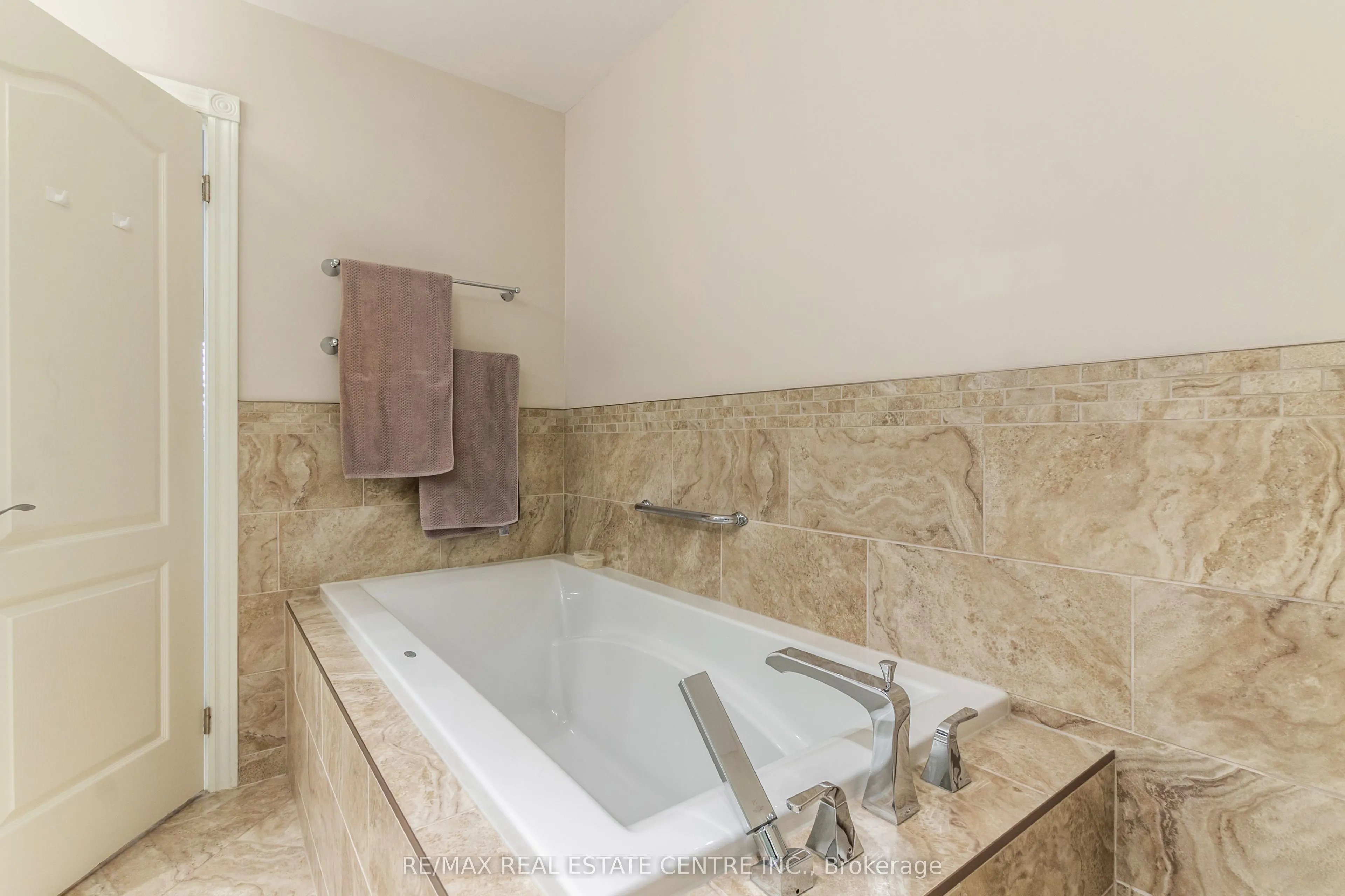 71 Beasley Crescent, #16