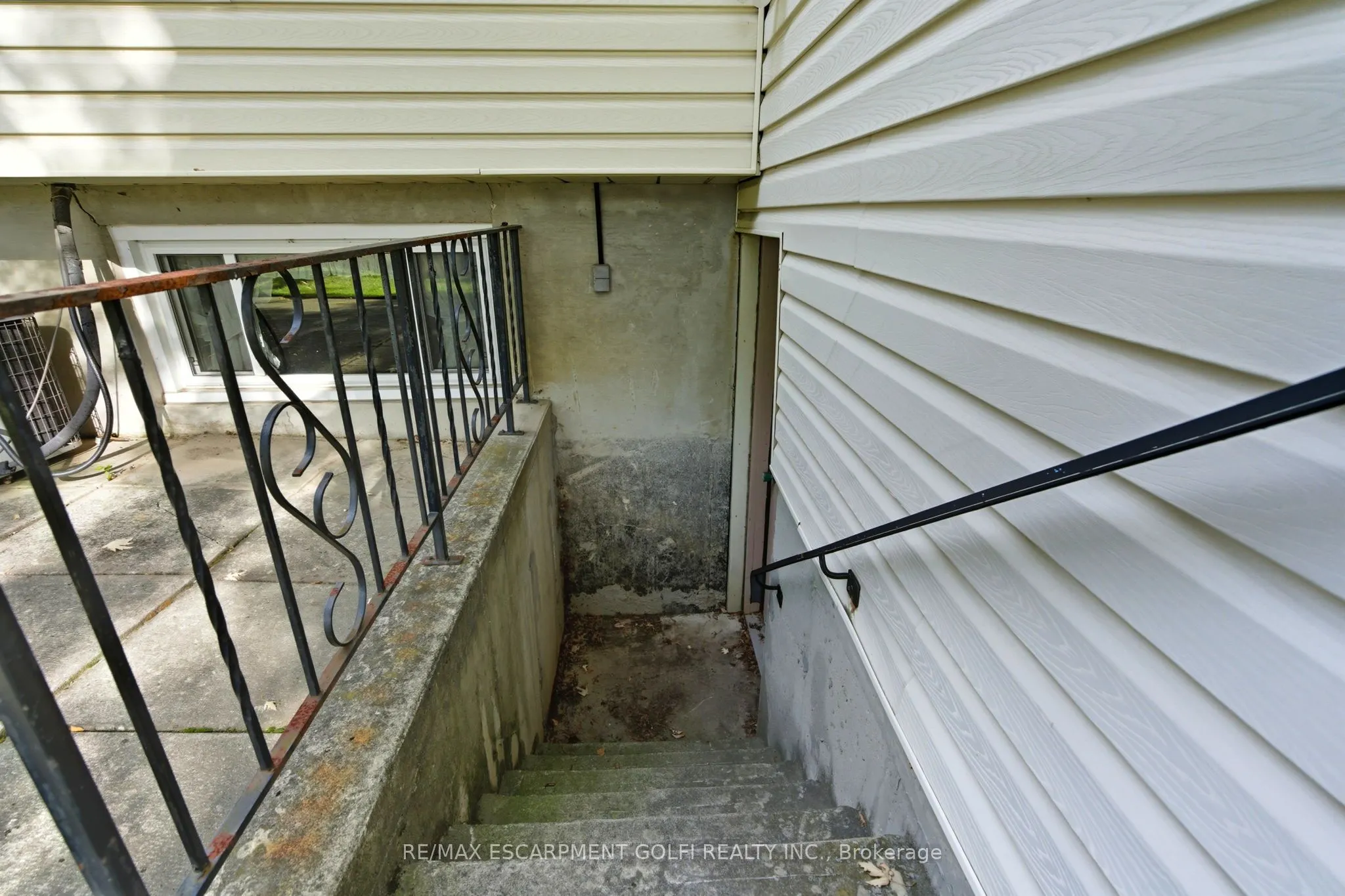 7 Farmer Court