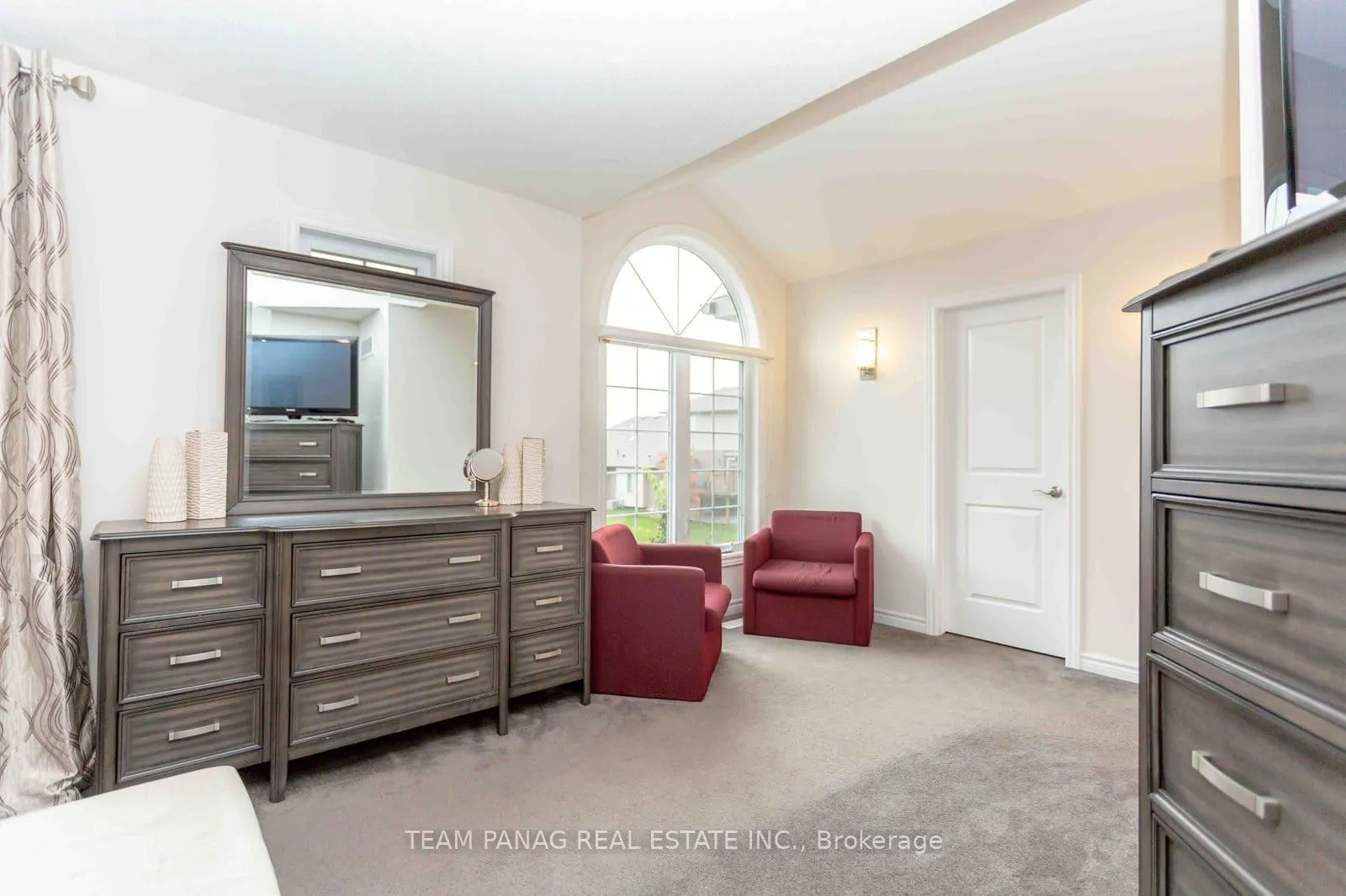 3400 CASTLE ROCK Place, #105