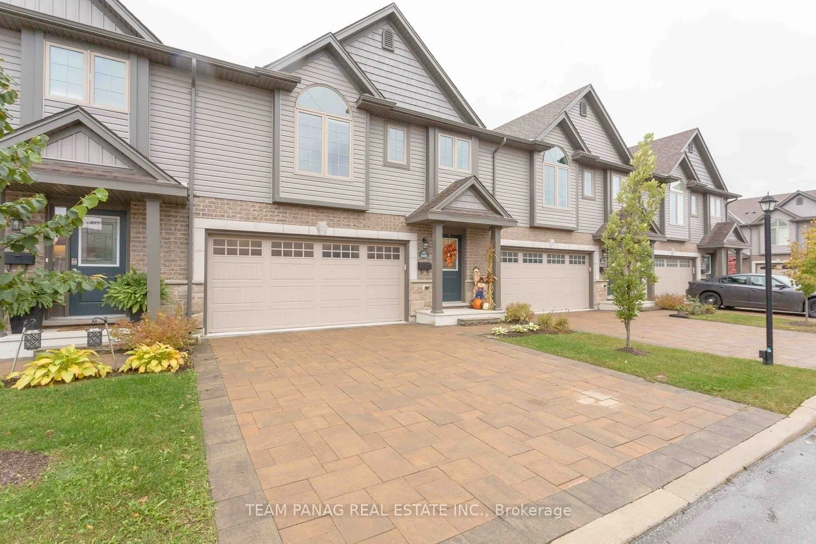 3400 CASTLE ROCK Place, #105