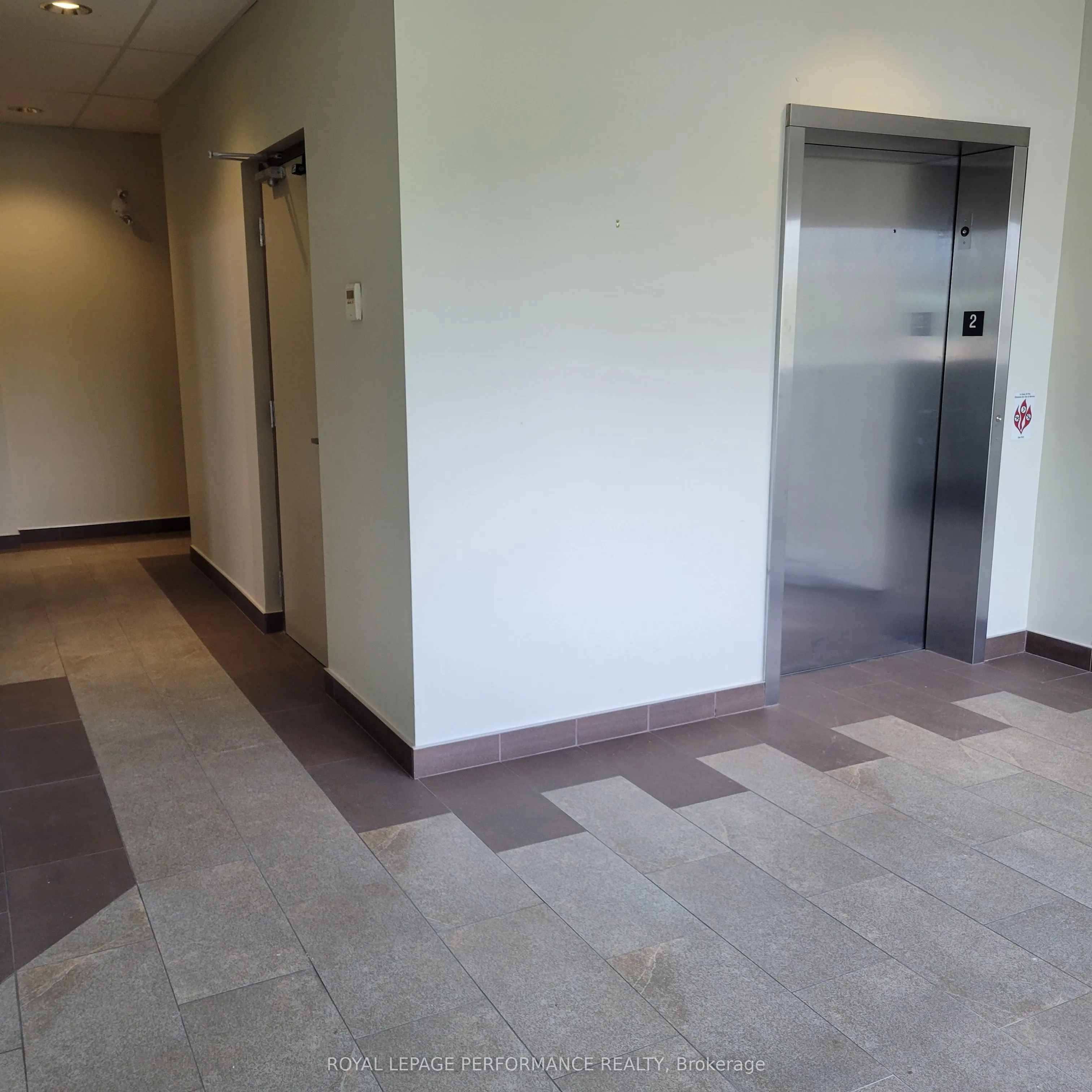 4471 INNES Road, #200
