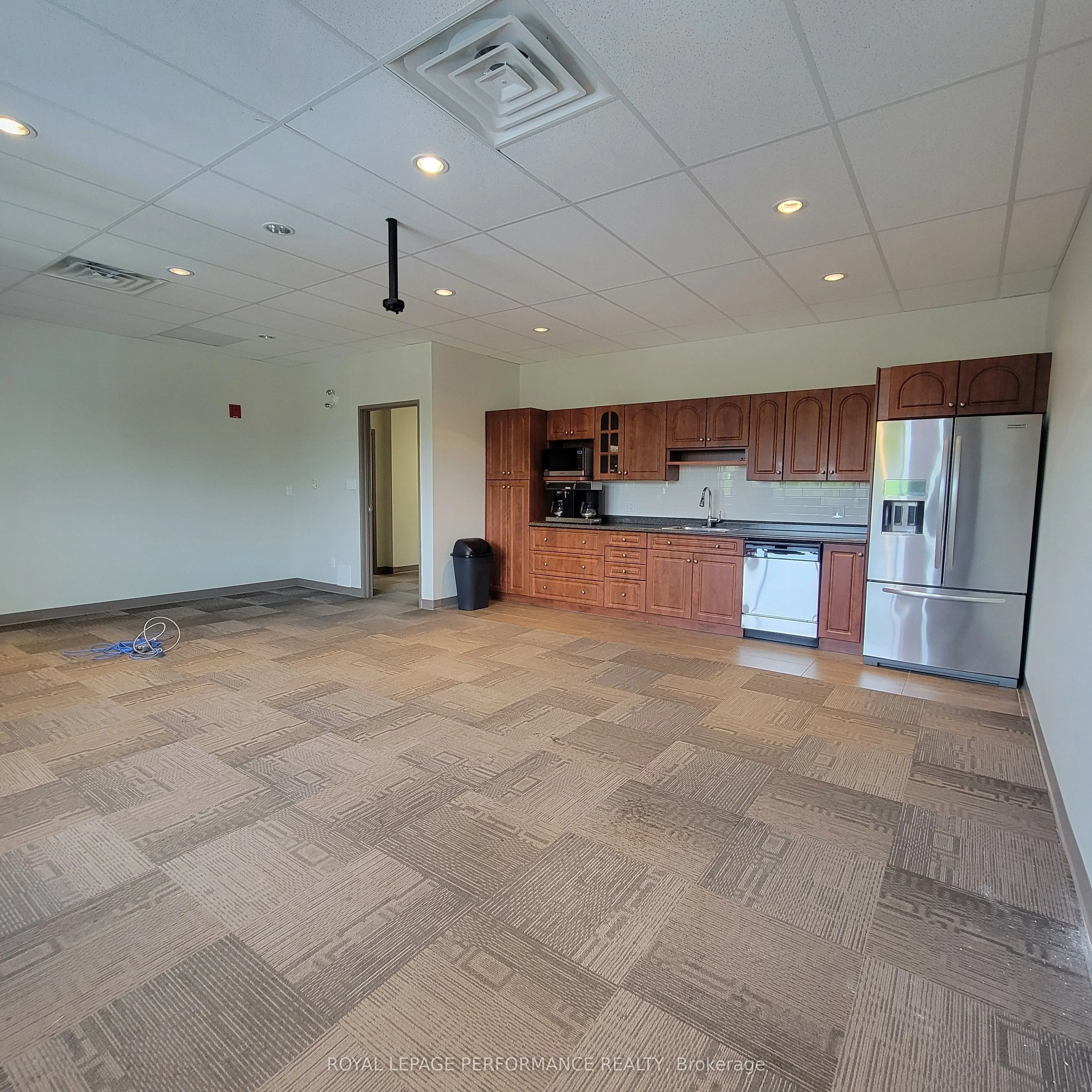 4471 INNES Road, #200