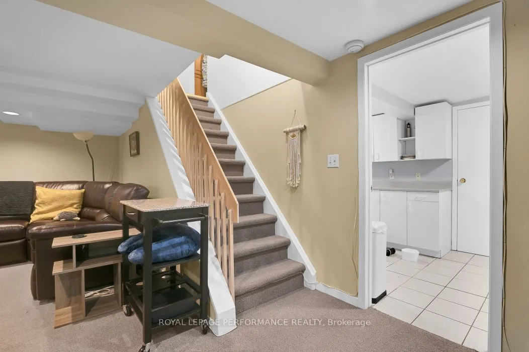 934 Smyth Road