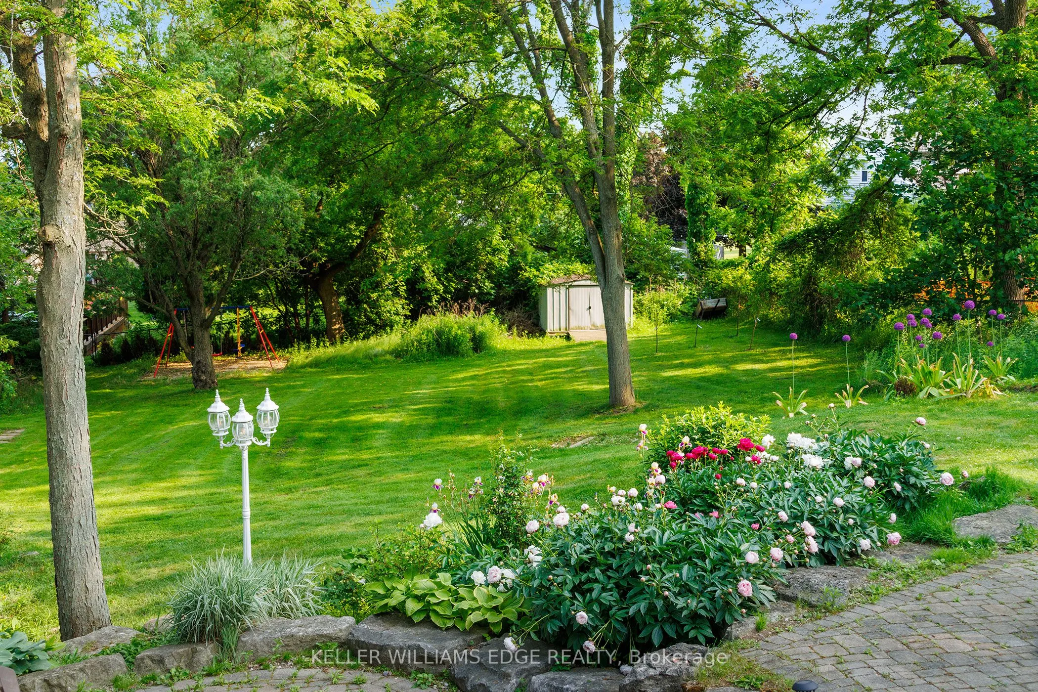 376 OLD GUELPH Road