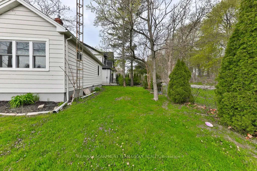43 Grandview Drive
