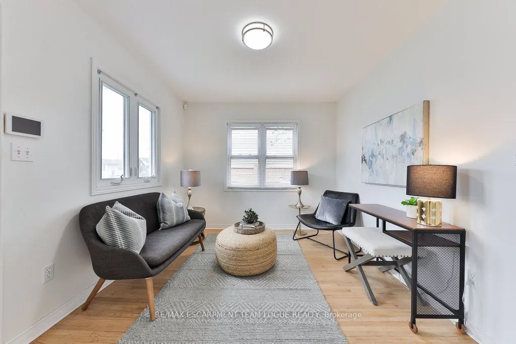 43 Grandview Drive