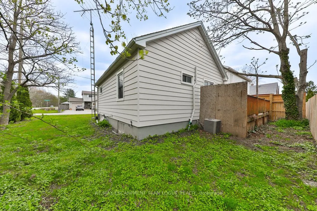 43 Grandview Drive