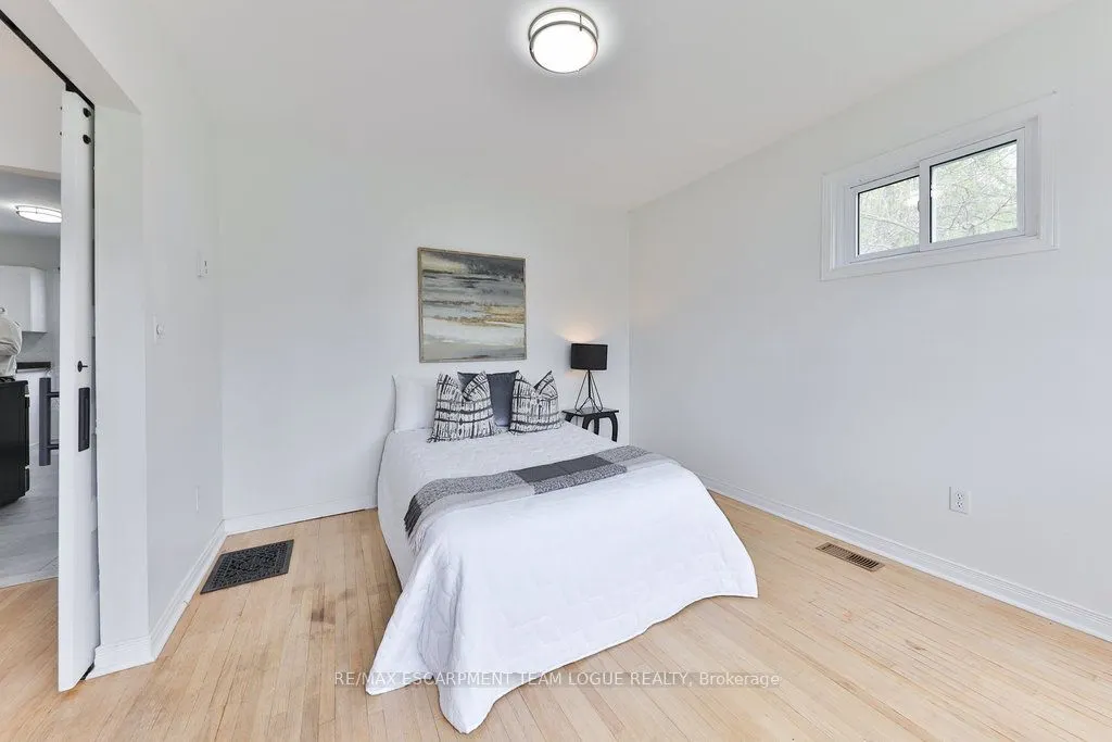 43 Grandview Drive