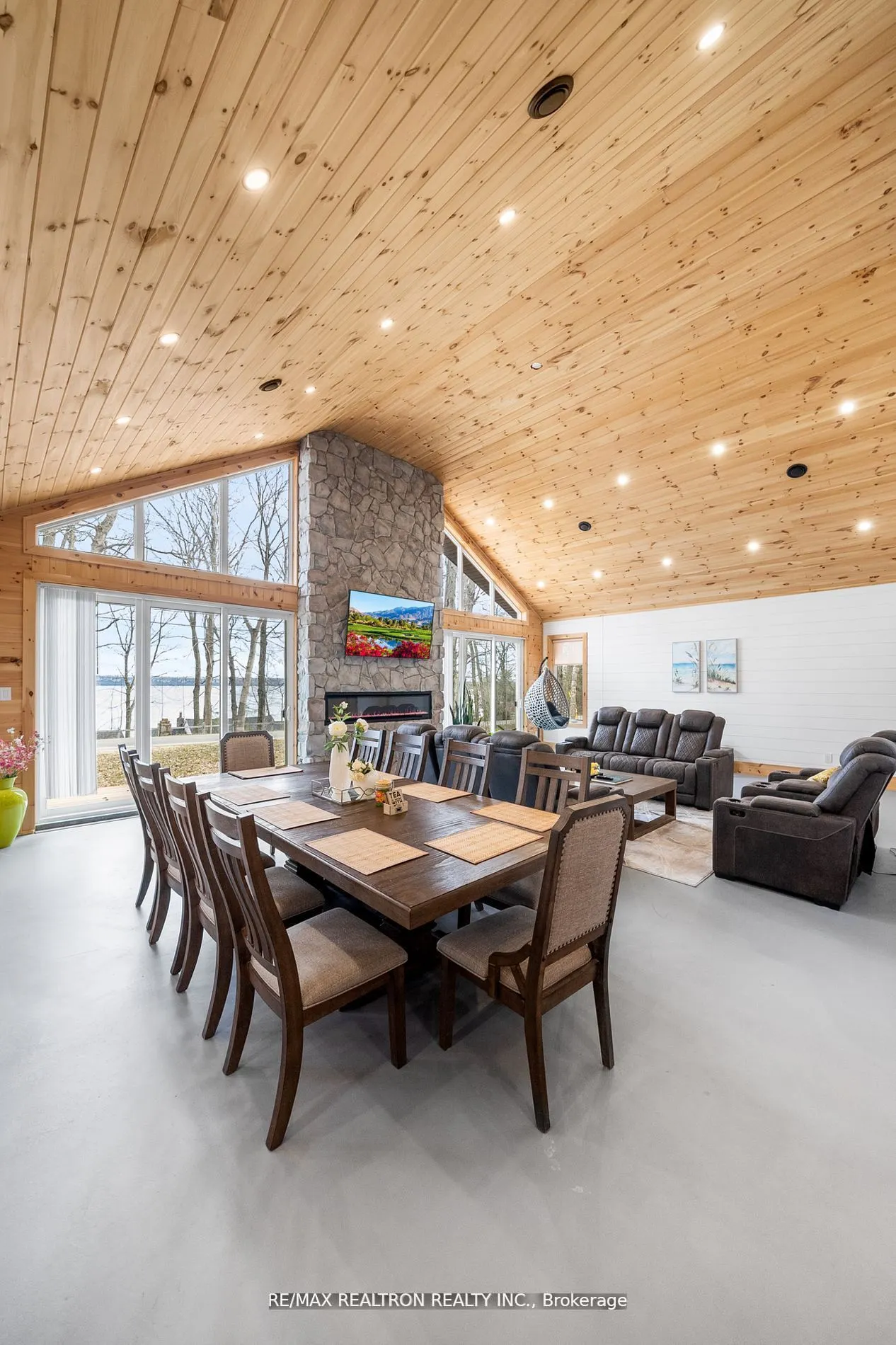 27 Whippoorwill Road