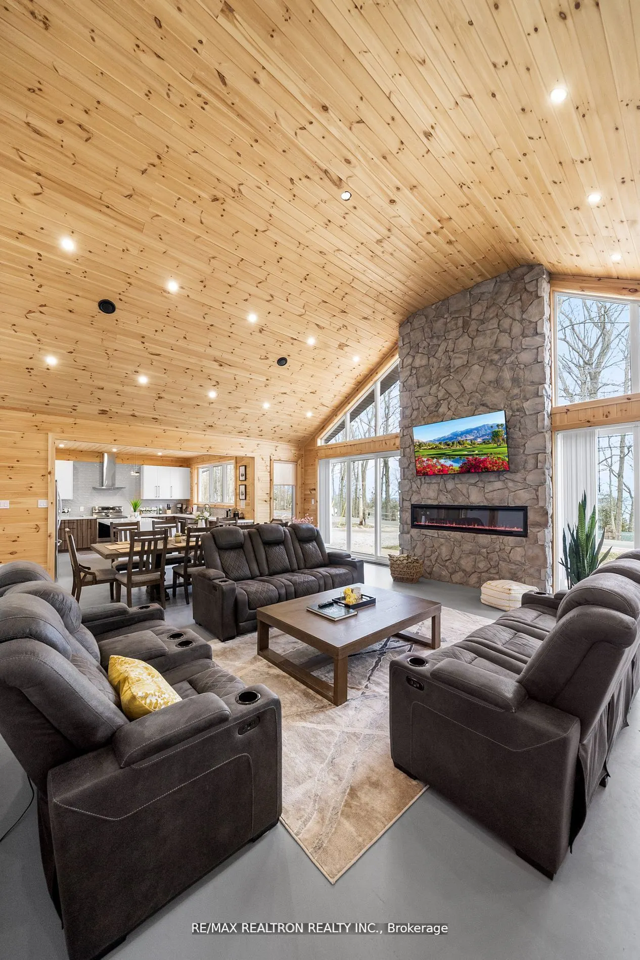 27 Whippoorwill Road