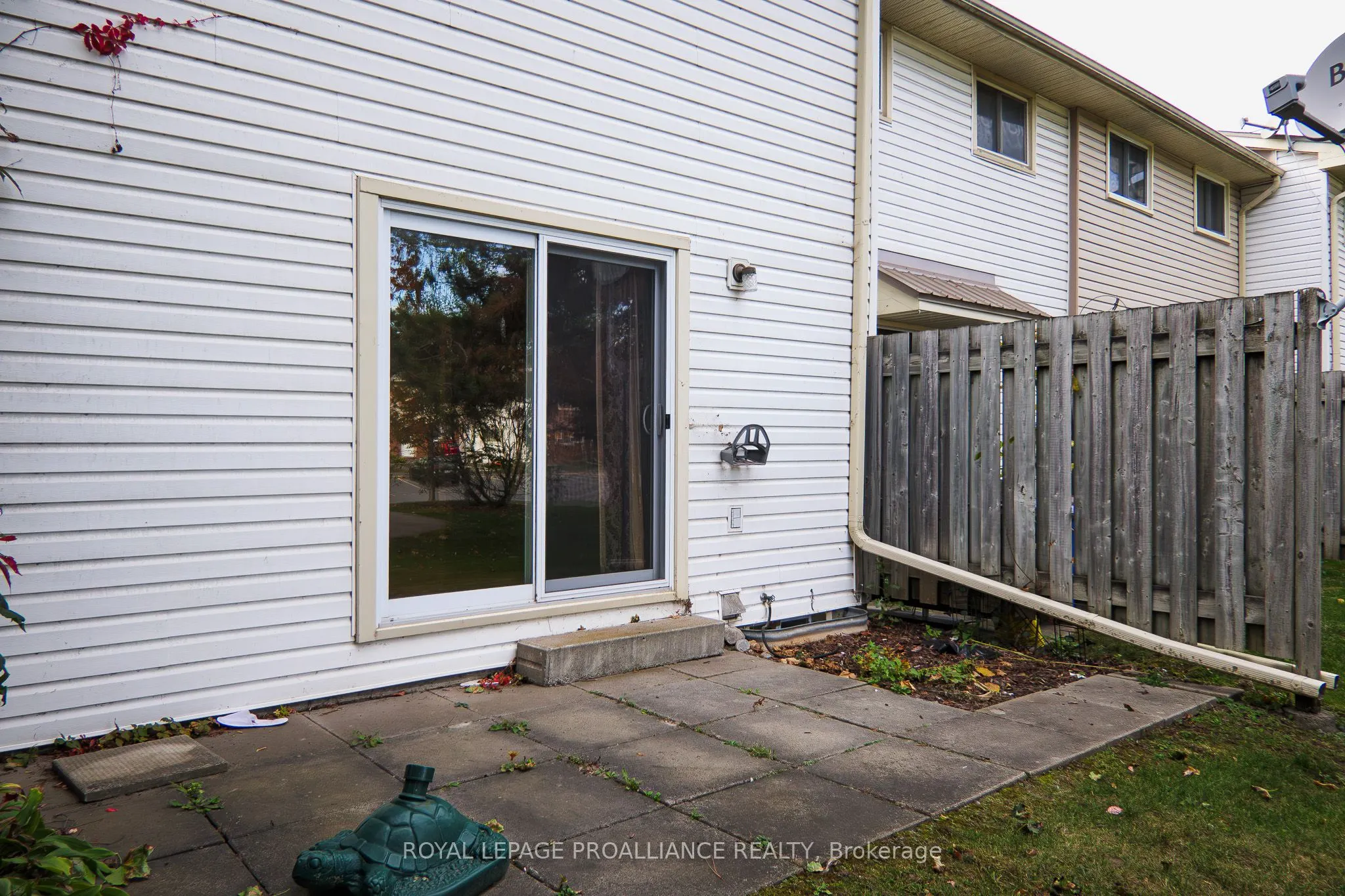 207D North Park Street, #39