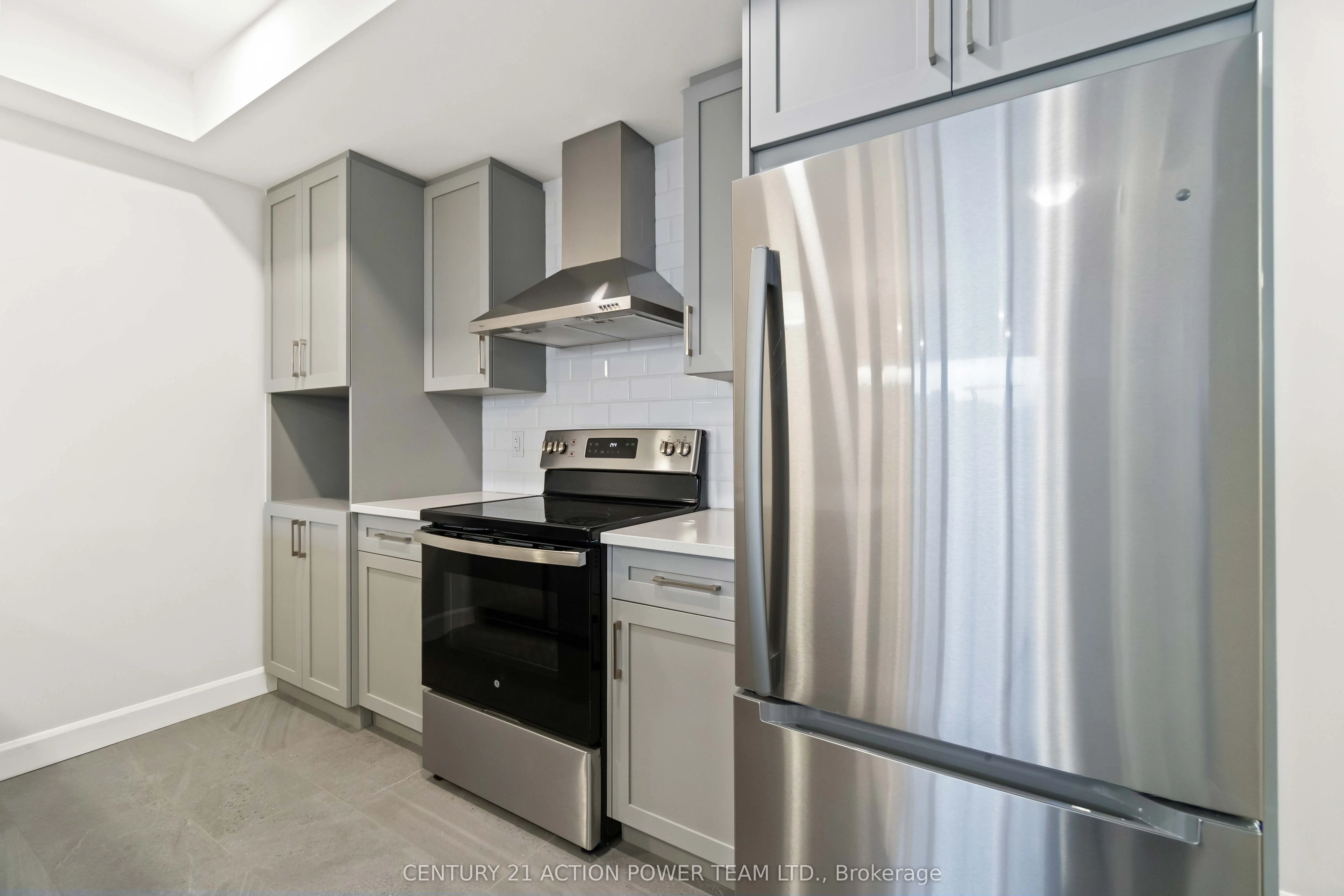 362 Hazel Crescent W, #A