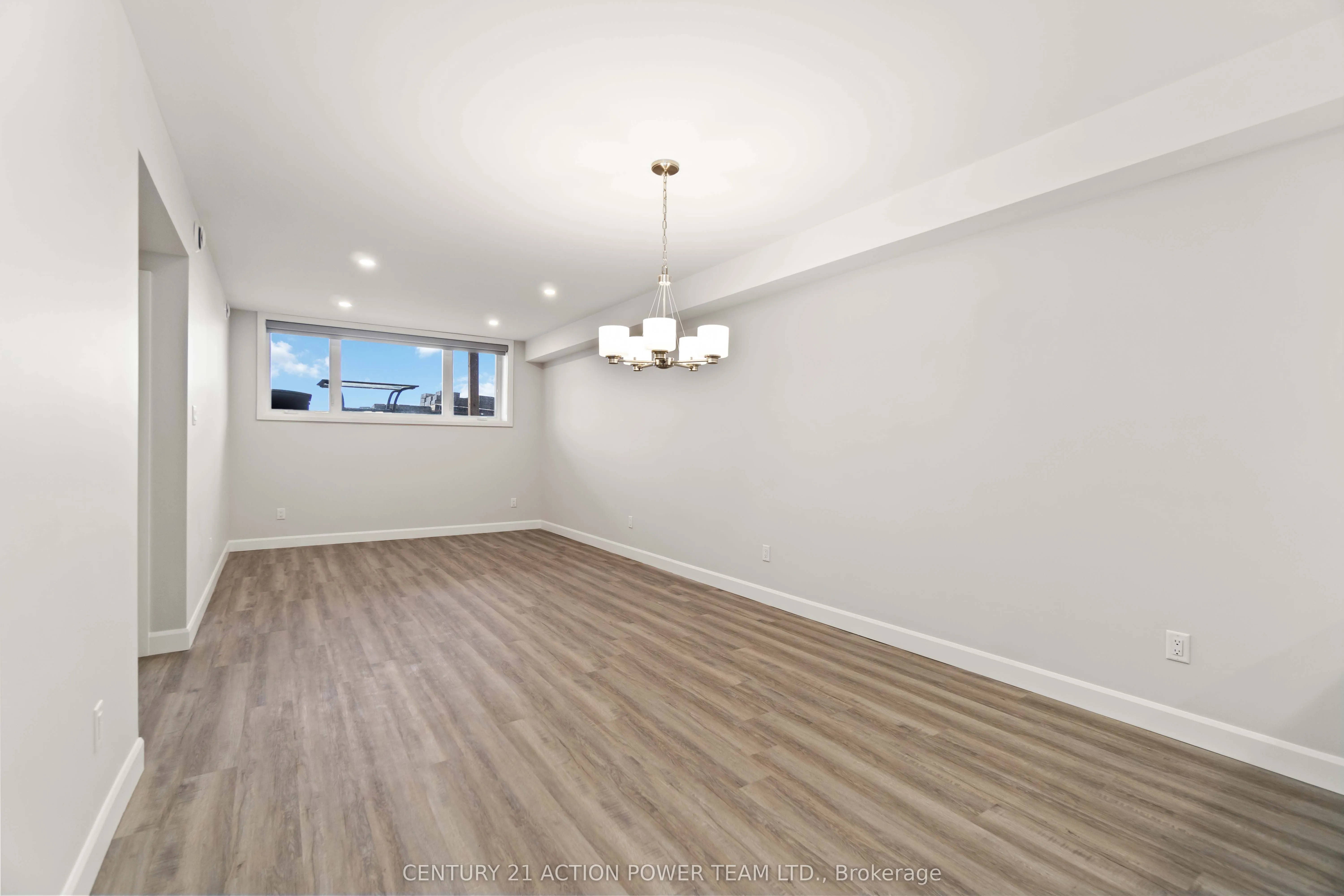 362 Hazel Crescent W, #A