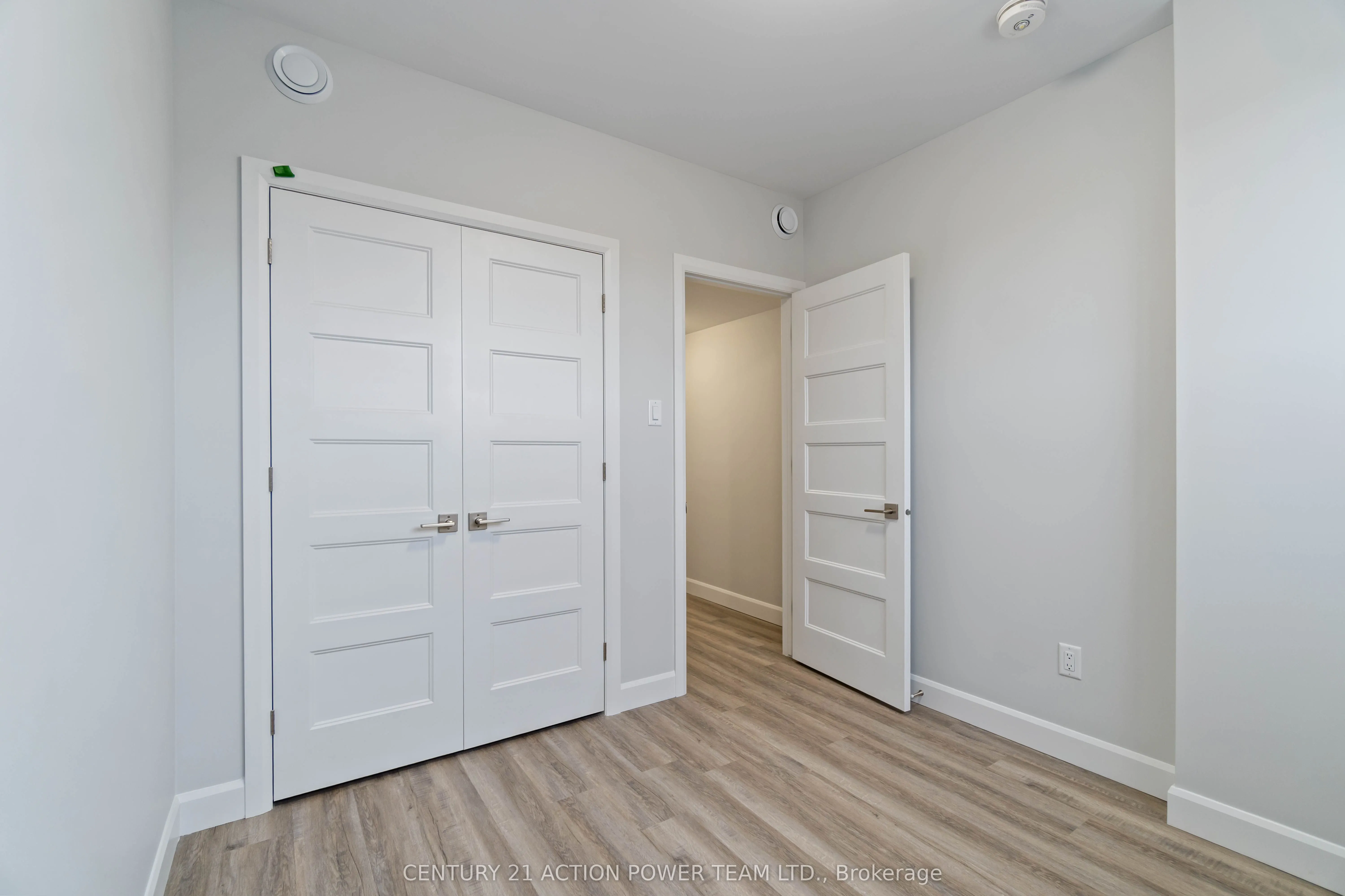362 Hazel Crescent W, #A