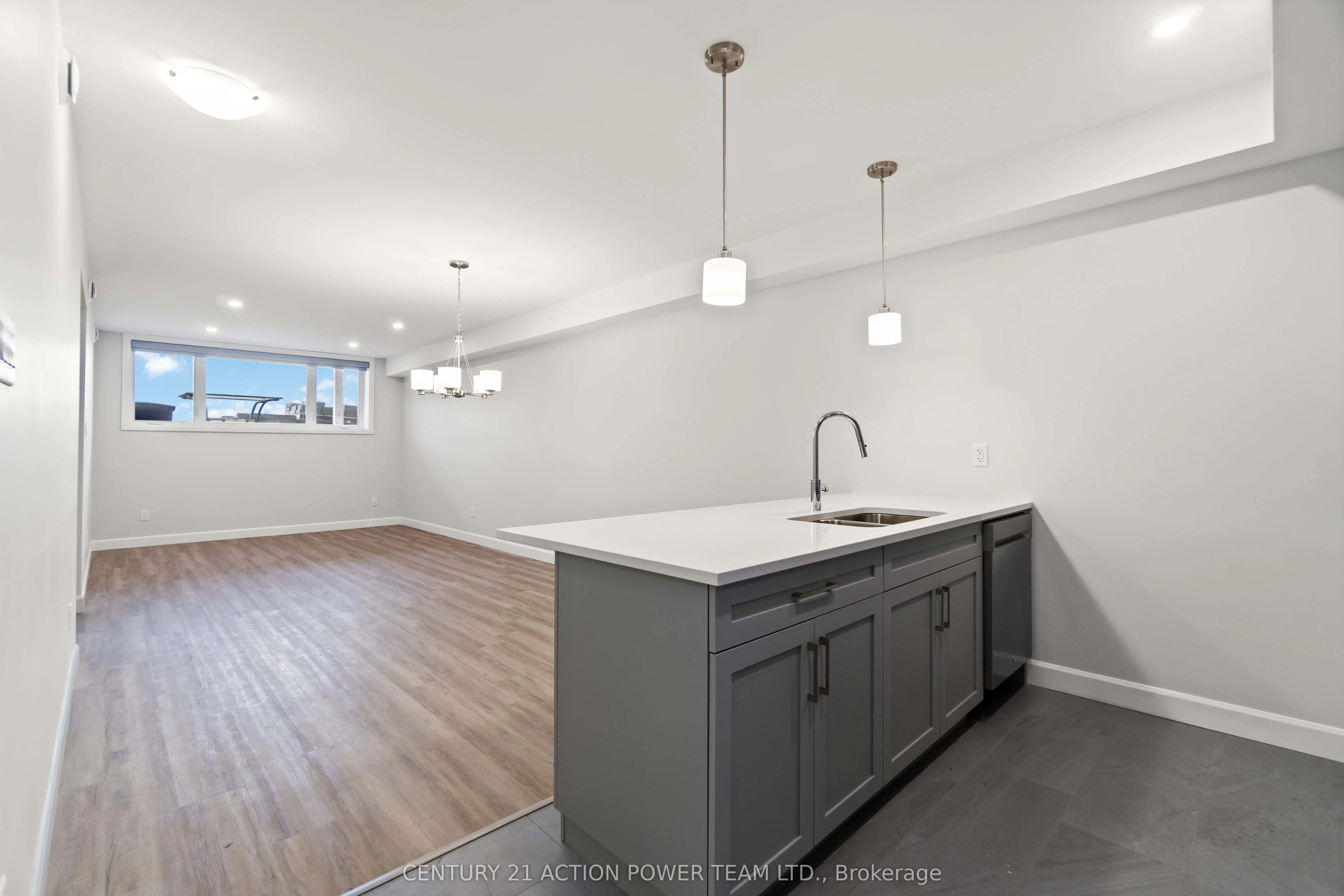 362 Hazel Crescent W, #A