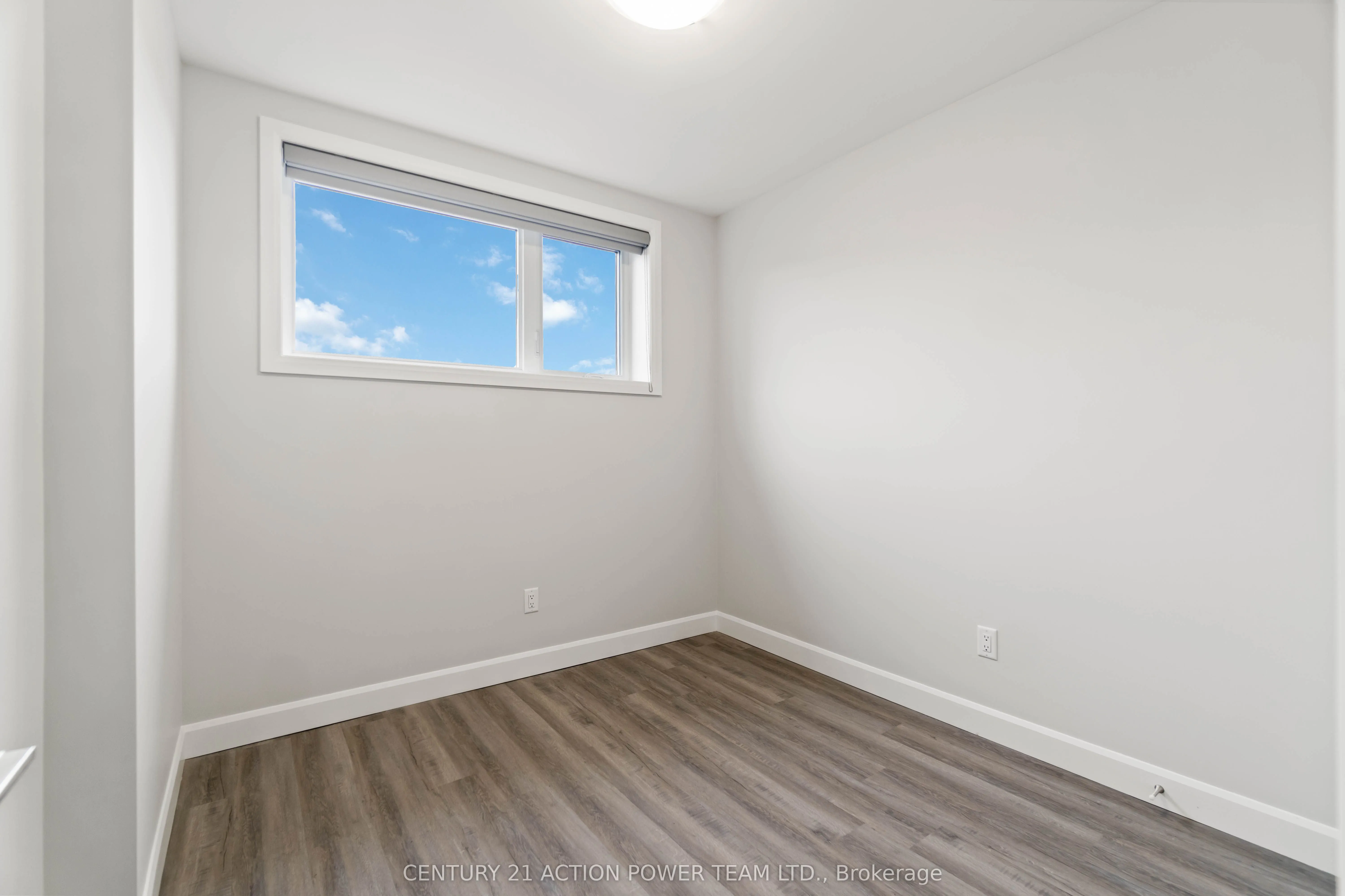 362 Hazel Crescent W, #A