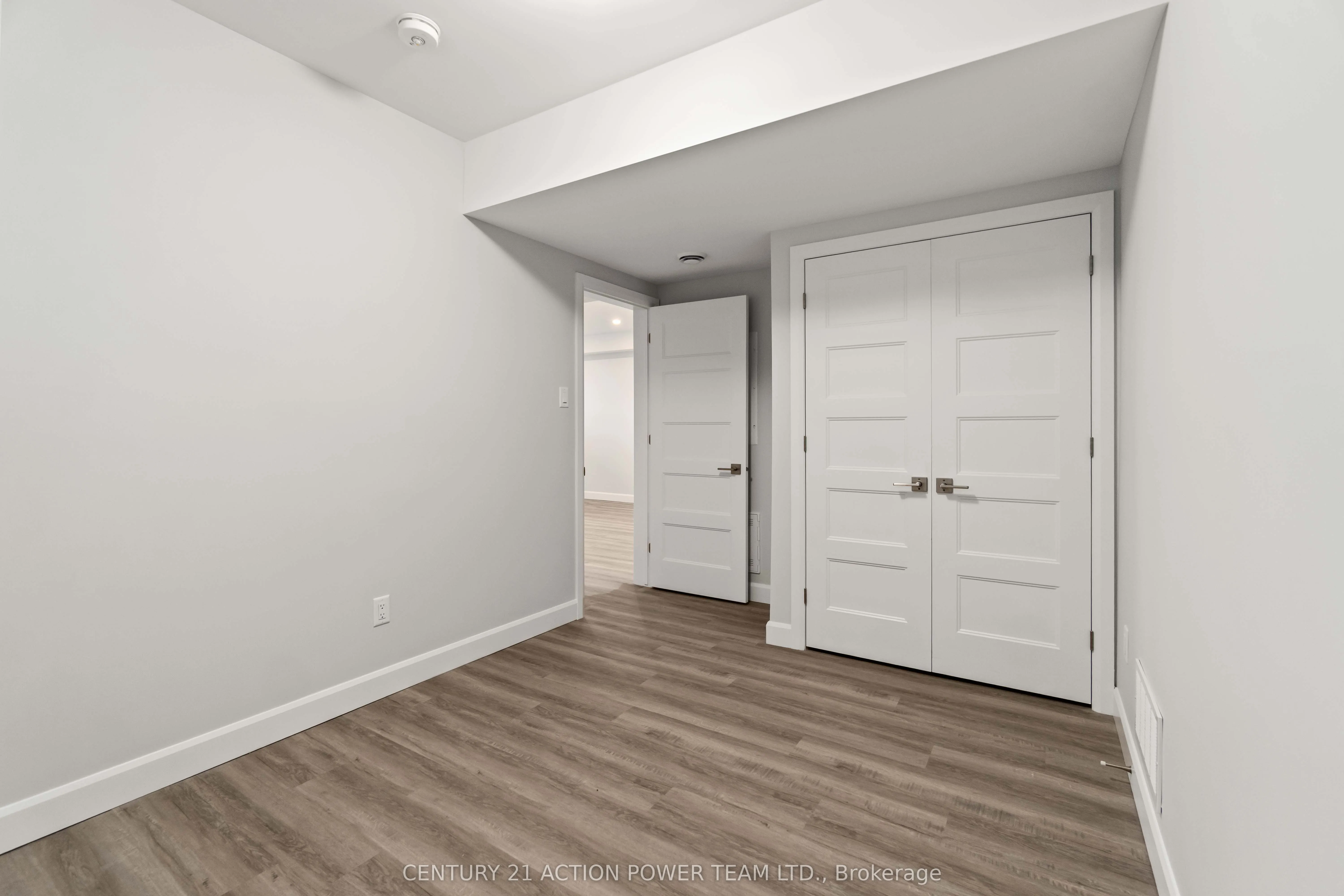 362 Hazel Crescent W, #A
