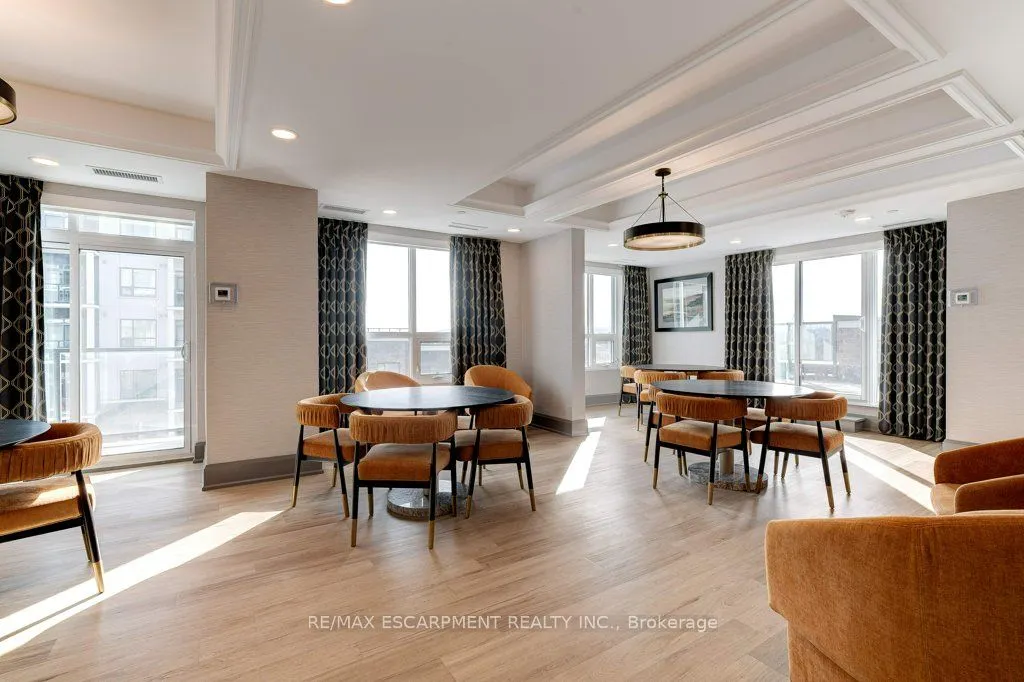 5055 Greenlane Road, #213